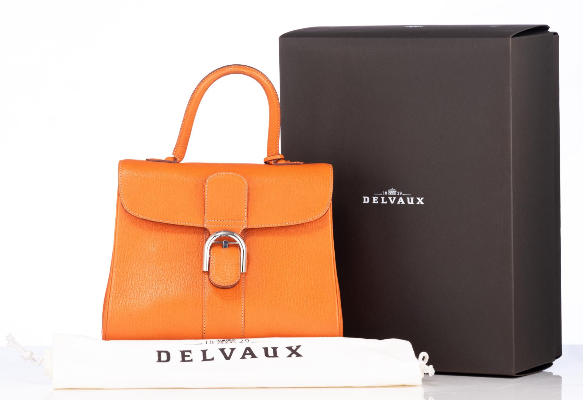 An orange leather Delvaux Brillant MM handbag, H 22 - W 29 cm - D 14,5 cm - Bild 2 aus 17