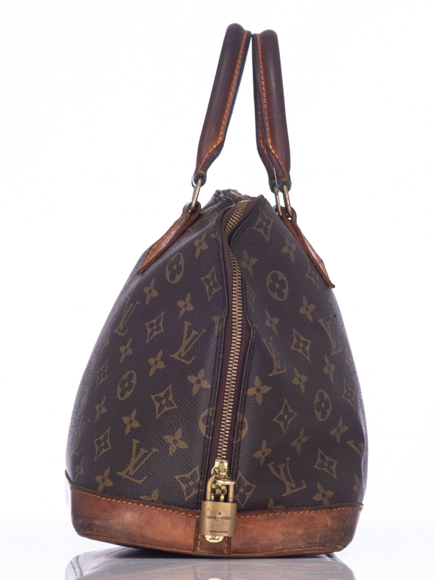 A collection of four Louis Vuitton Monogram handbags and two Delvaux handbagsÿ - Image 3 of 60