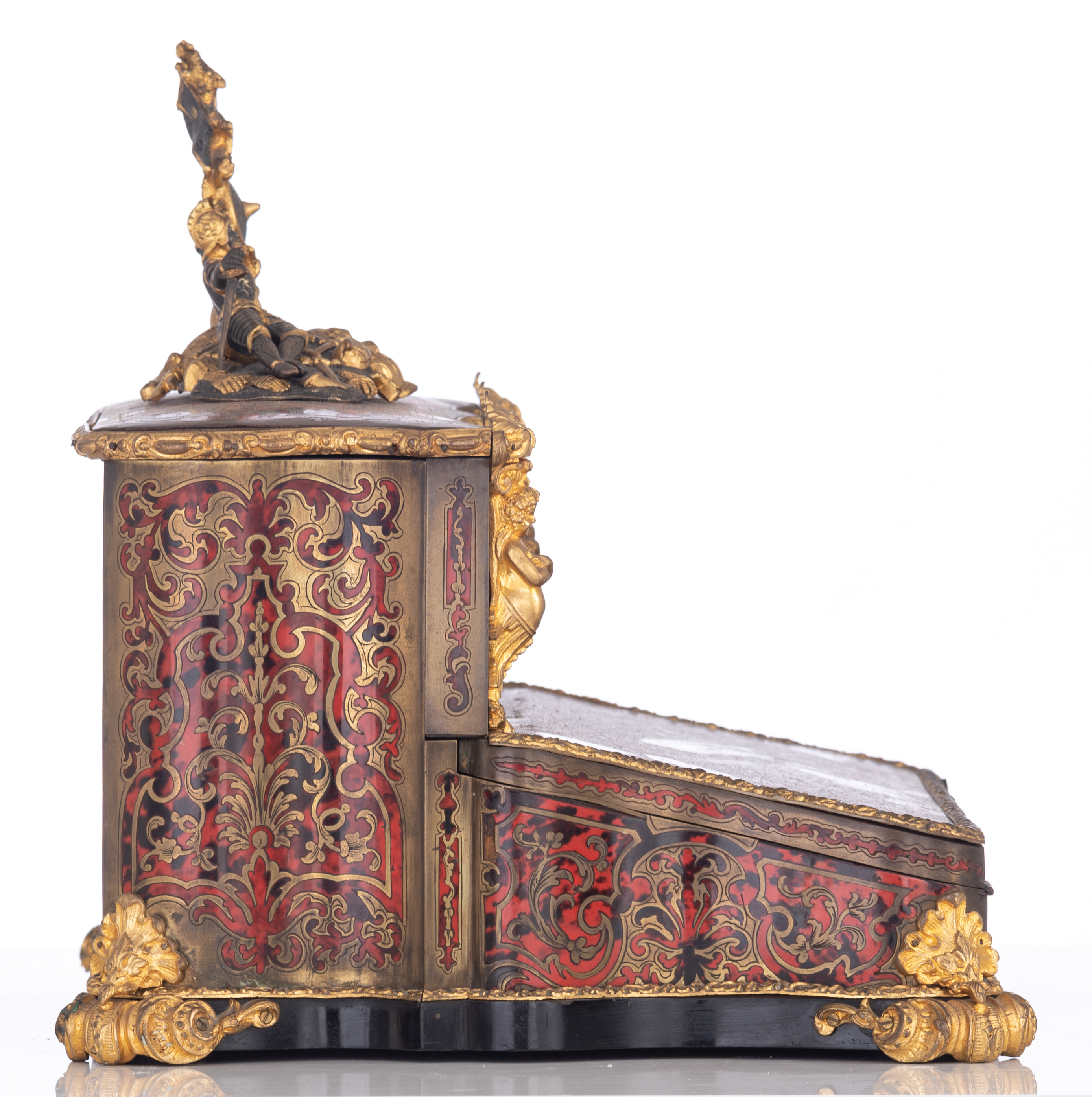 A fine Historicism Revival Napoleon III Boulle work walnut '‚critoire', with gilt bronze mounts and - Image 5 of 15