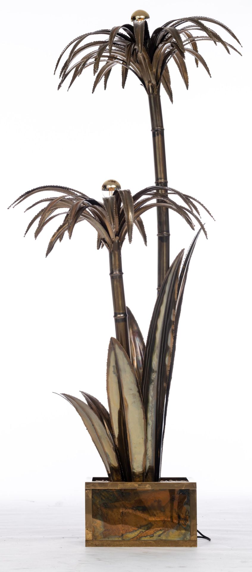 A large vintage '60s brass Maison Jansen palm tree floor lamp, H 160 cm - Image 2 of 4