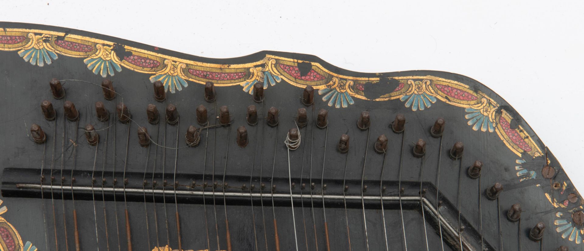 A belle ‚poque ebonised German 'harp-zither', decorated with a hand-painted eagle and Art Nouveau fl - Image 8 of 10