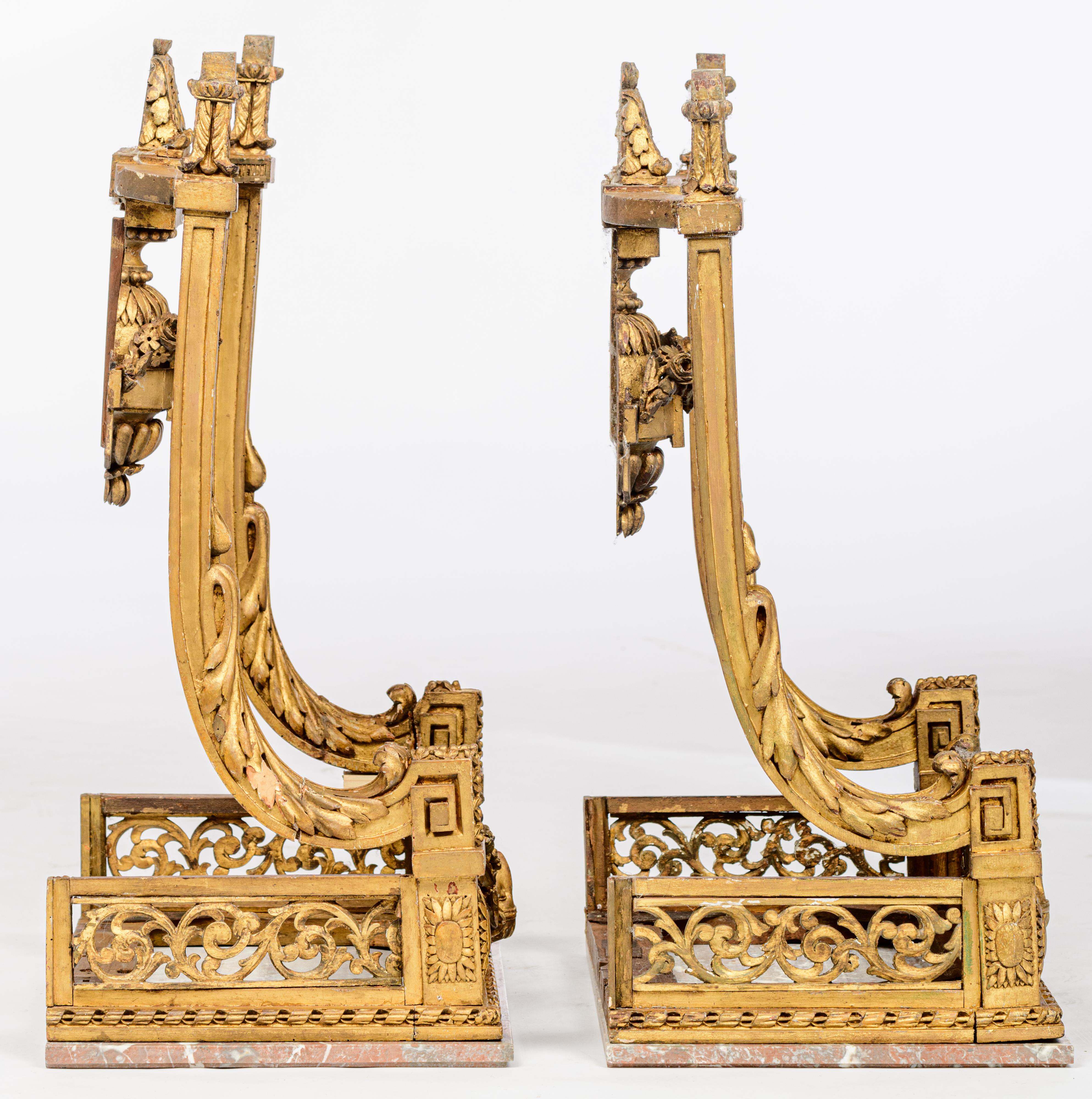 A fine pair of richly carved and gilt wooden Louis XVI period wall consoles, decorated with acanthus - Image 5 of 16