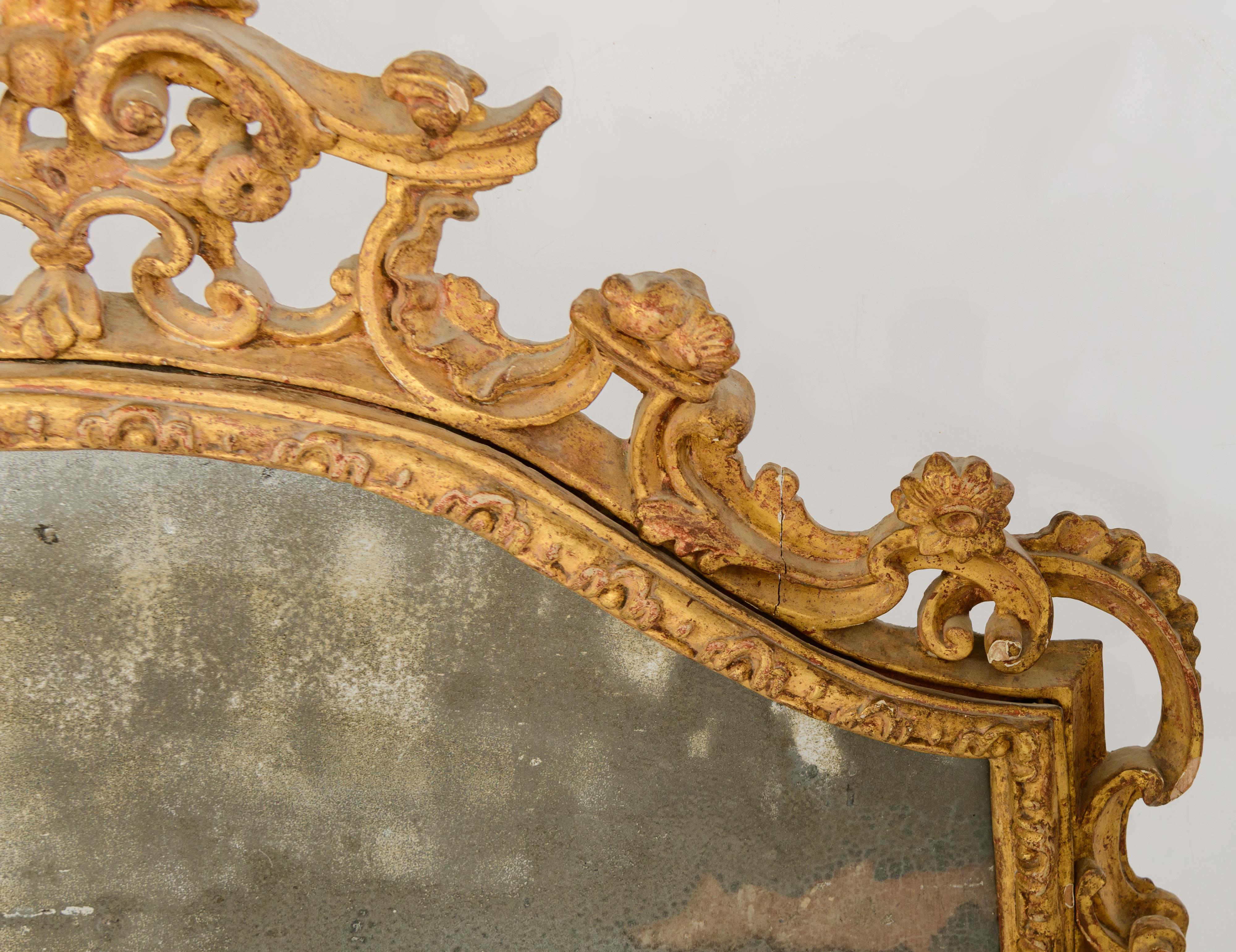 A gilt and finely carved Baroque Venetian wall mirror, decorated with shells and volutes, 18thC, H 1 - Image 7 of 8