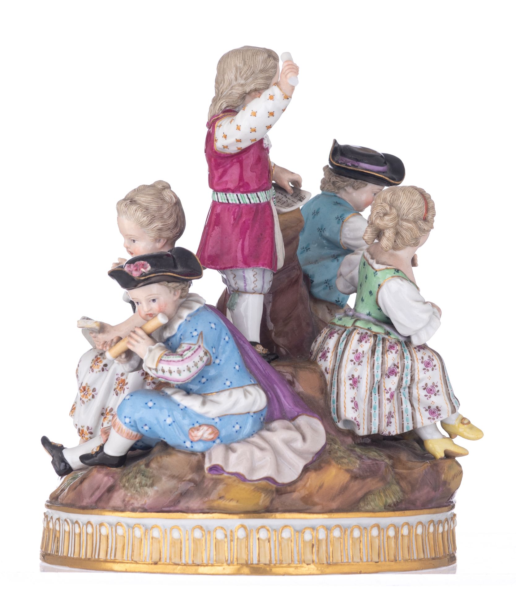 A Meissen porcelain group depicting music-making children, 19thC, H 17 - W 14 cm - Image 4 of 7