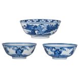 Three Chinese Kangxi style blue and white bowls, Republic period, ø 15,5 - 18 cm
