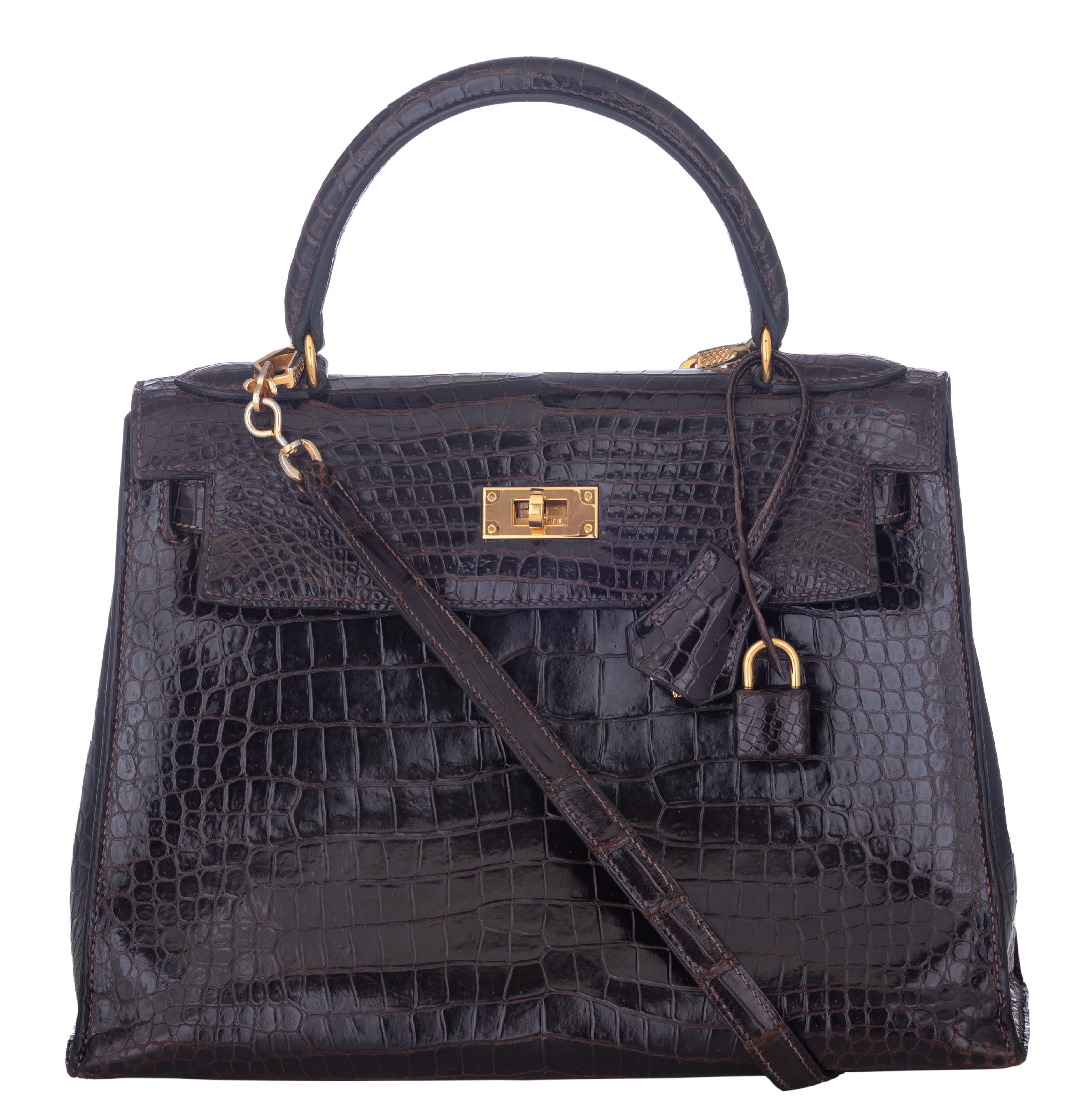HERMÈS, Kelly Sellier 29 bag, Brown crocodile leather, with gilt metal hardware, Vintage about 1975
