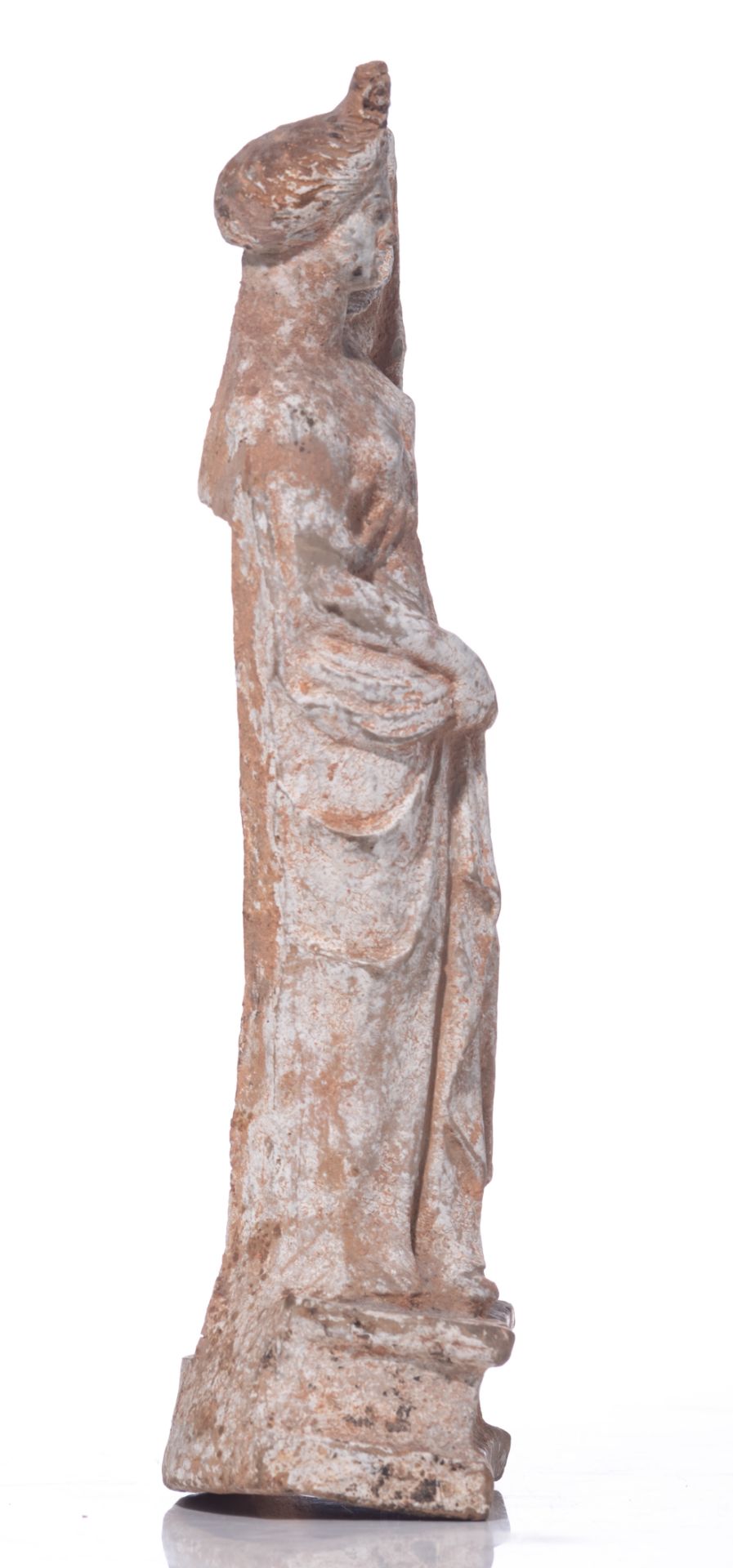 A Hellenistic female terracotta figure (Athena?), H 29,5 cm - Image 4 of 7