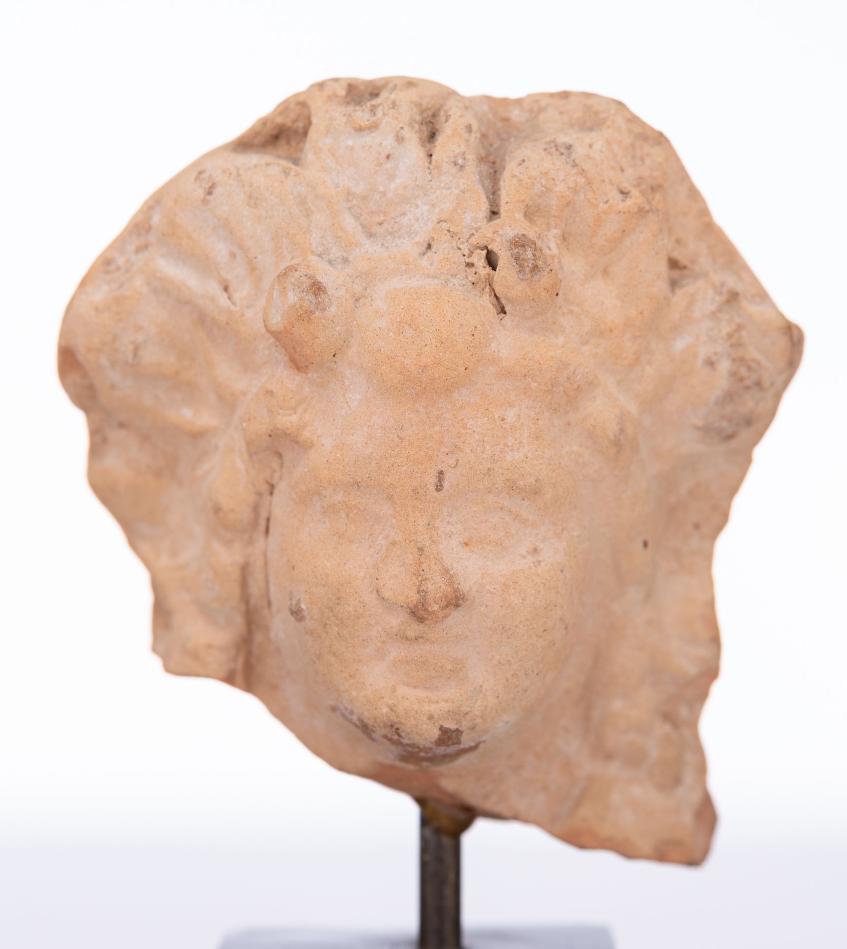 A collection of ancient sculpture fragments, stone and terracotta, 3rdC BC - 3rdC AD, 6,5 - 21,5 cm - Image 43 of 46