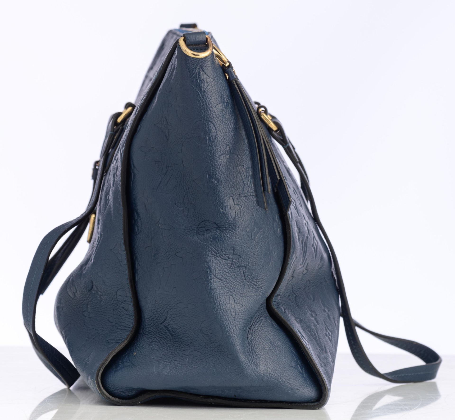 Louis Vuitton, Lumineuse shoulder bag, Blue Monogram Empreinte leather - Image 5 of 11