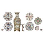 A collection of Chinese and Japanese porcelain items, 18th / 19th / 20thC, H 4 - 47 - ø 10,5 - 23 cm