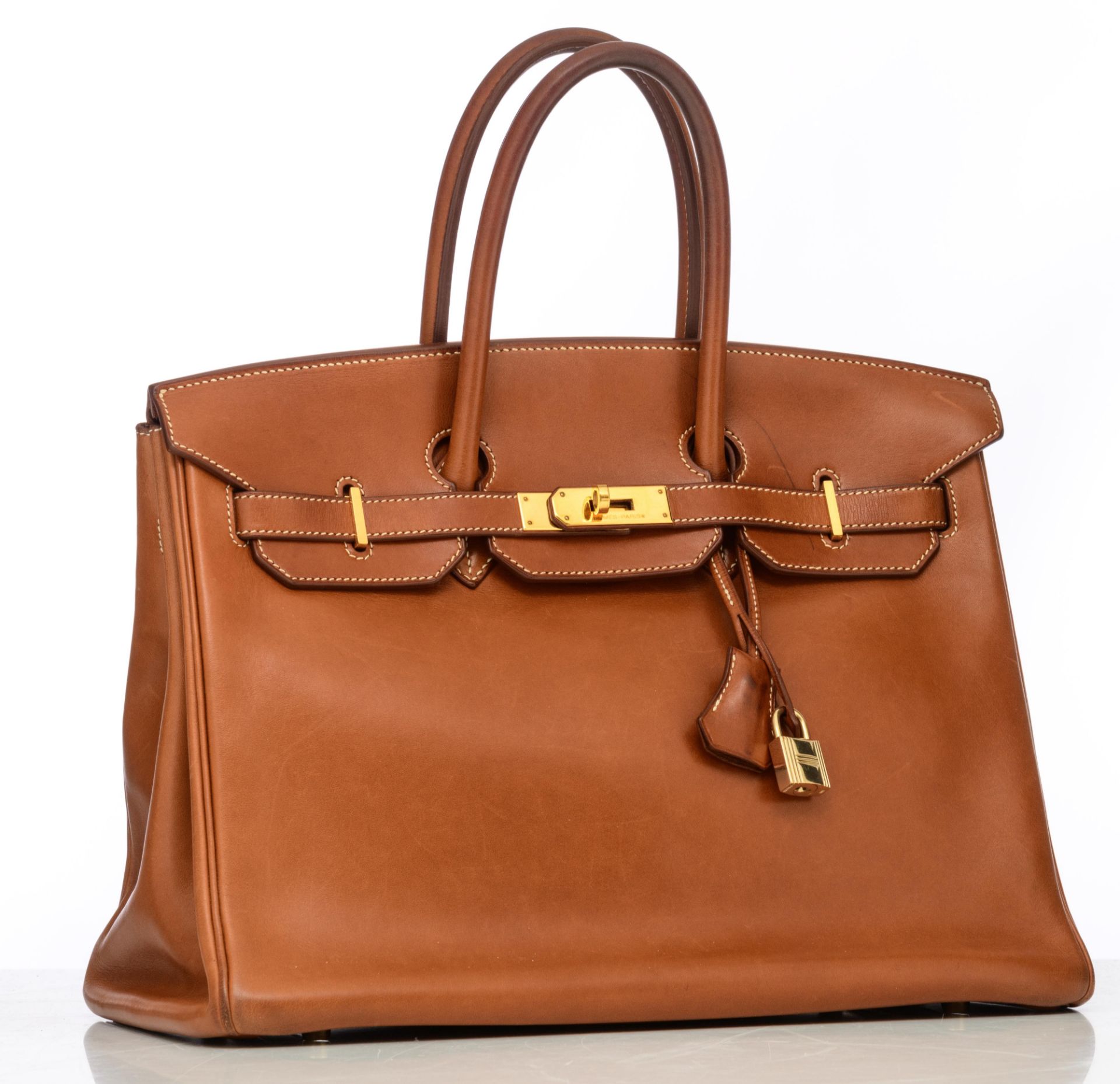 HERMÈS, Birkin 35 bag, Gold Barenia calfskin leather, with gilt metal hardware - Image 2 of 23