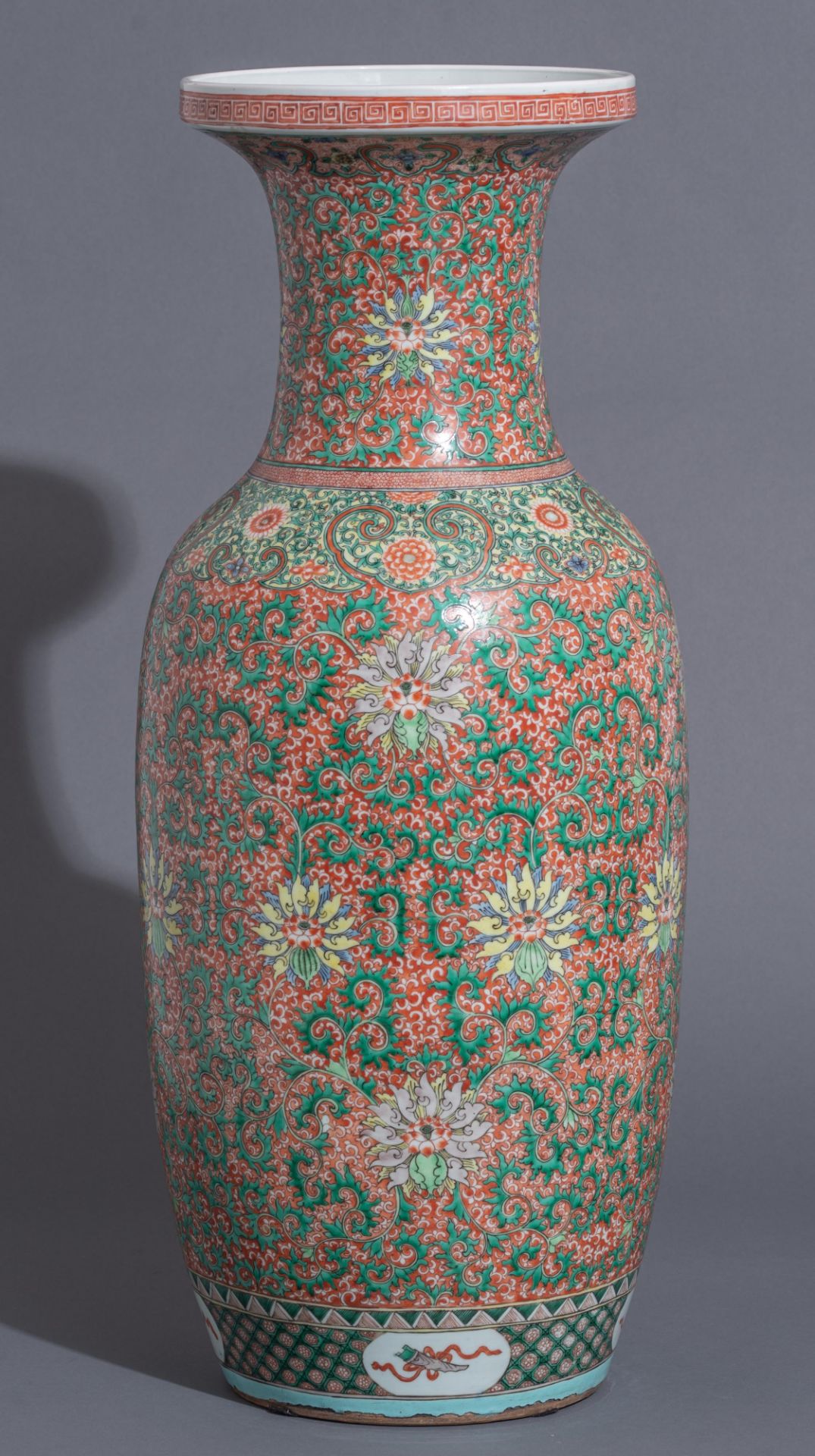 A Chinese iron-red and famille verte vase, 19thC, H 79 cm - Image 5 of 13