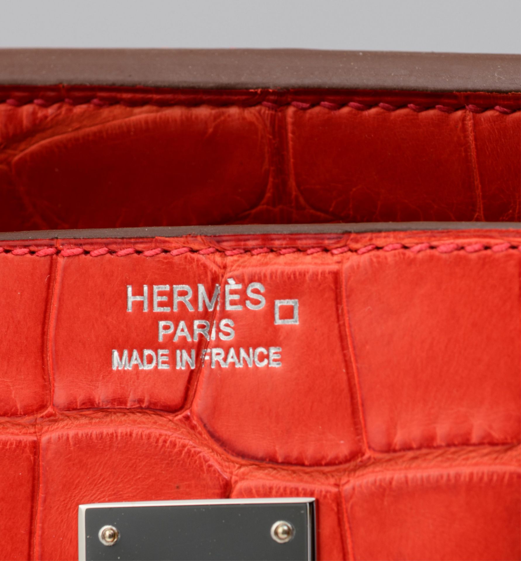 HERMÈS, Birkin 35 handbag, Geranium alligator mississippiensis matte leather, with palladium hardwar - Image 9 of 22