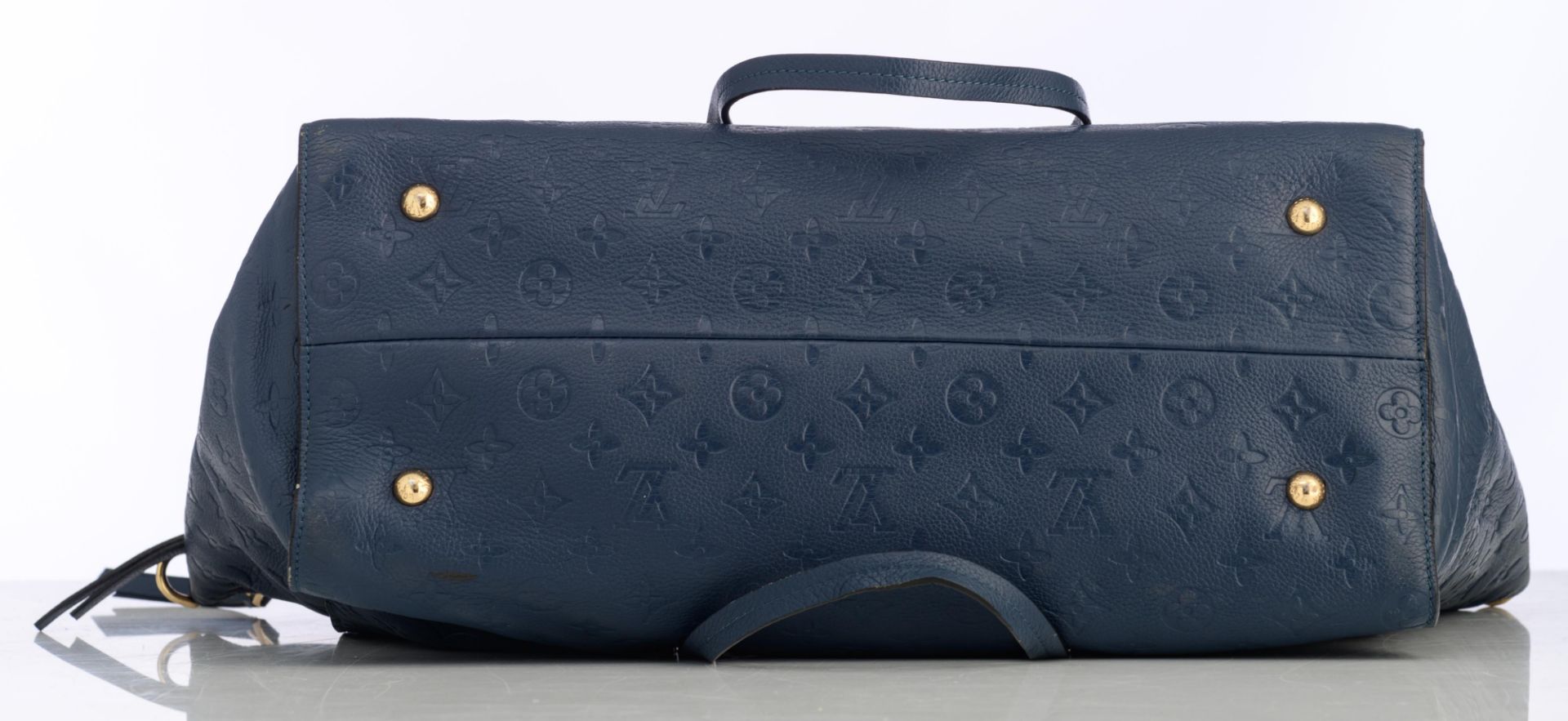 Louis Vuitton, Lumineuse shoulder bag, Blue Monogram Empreinte leather - Image 7 of 11