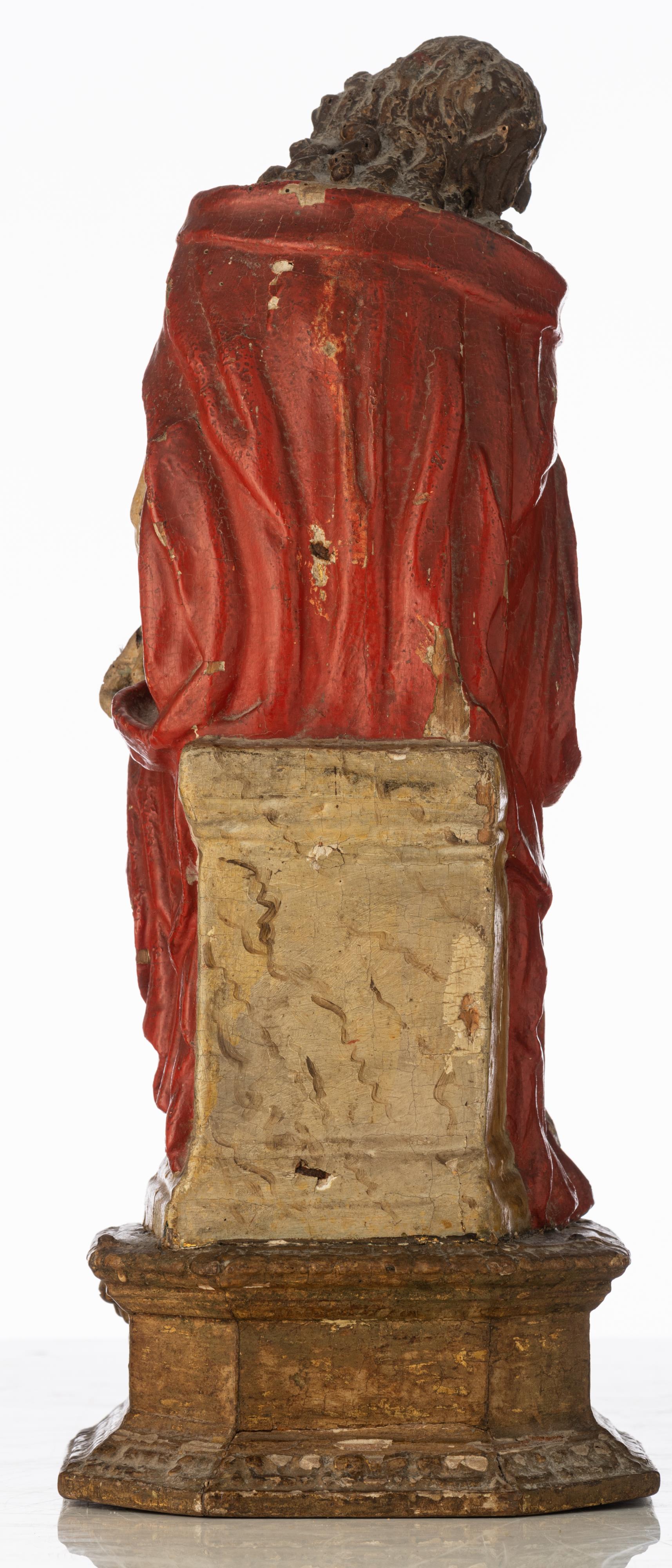 A limewood sculpture of the 'Pensive Christ', 18thC, H 52,5 cm - Image 3 of 13