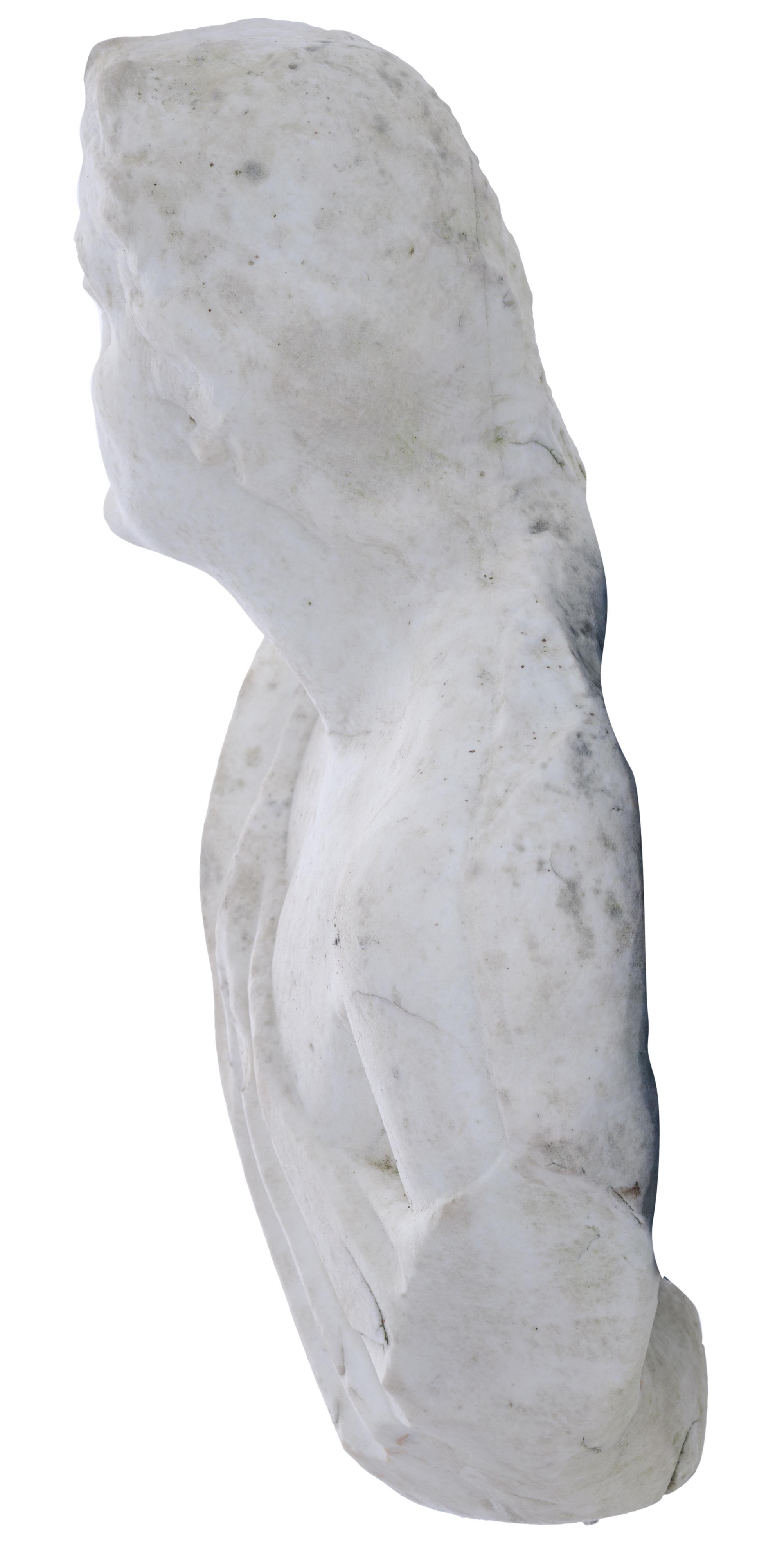The Carrara marble bust of a woman, 17th/18thC, H 75 - W 55 cm - Image 2 of 13
