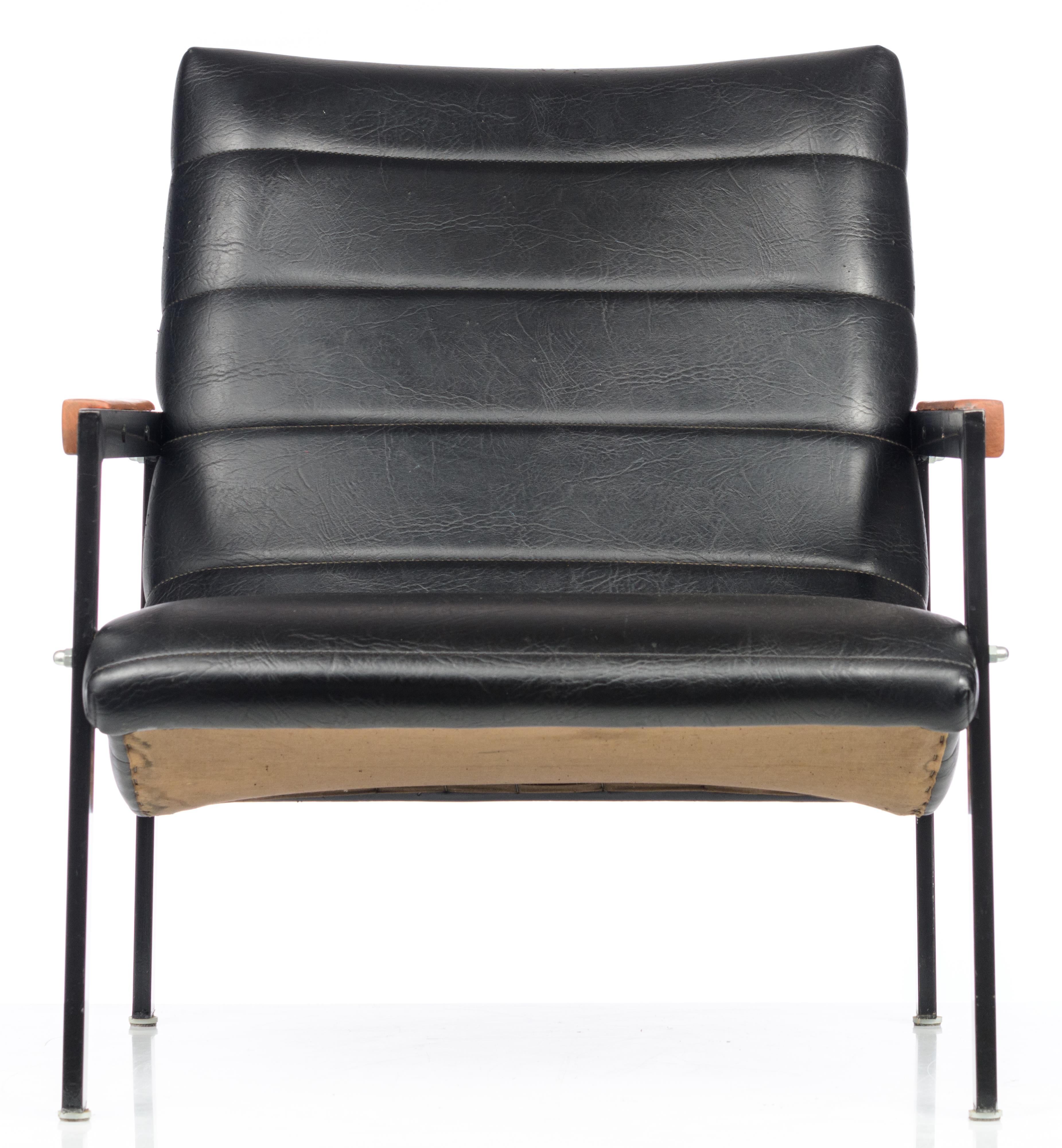 A design 'Las Vegas' armchair, by Pierre Guariche for Meurop in 1964, H 77 - W 67 cm - Image 2 of 10