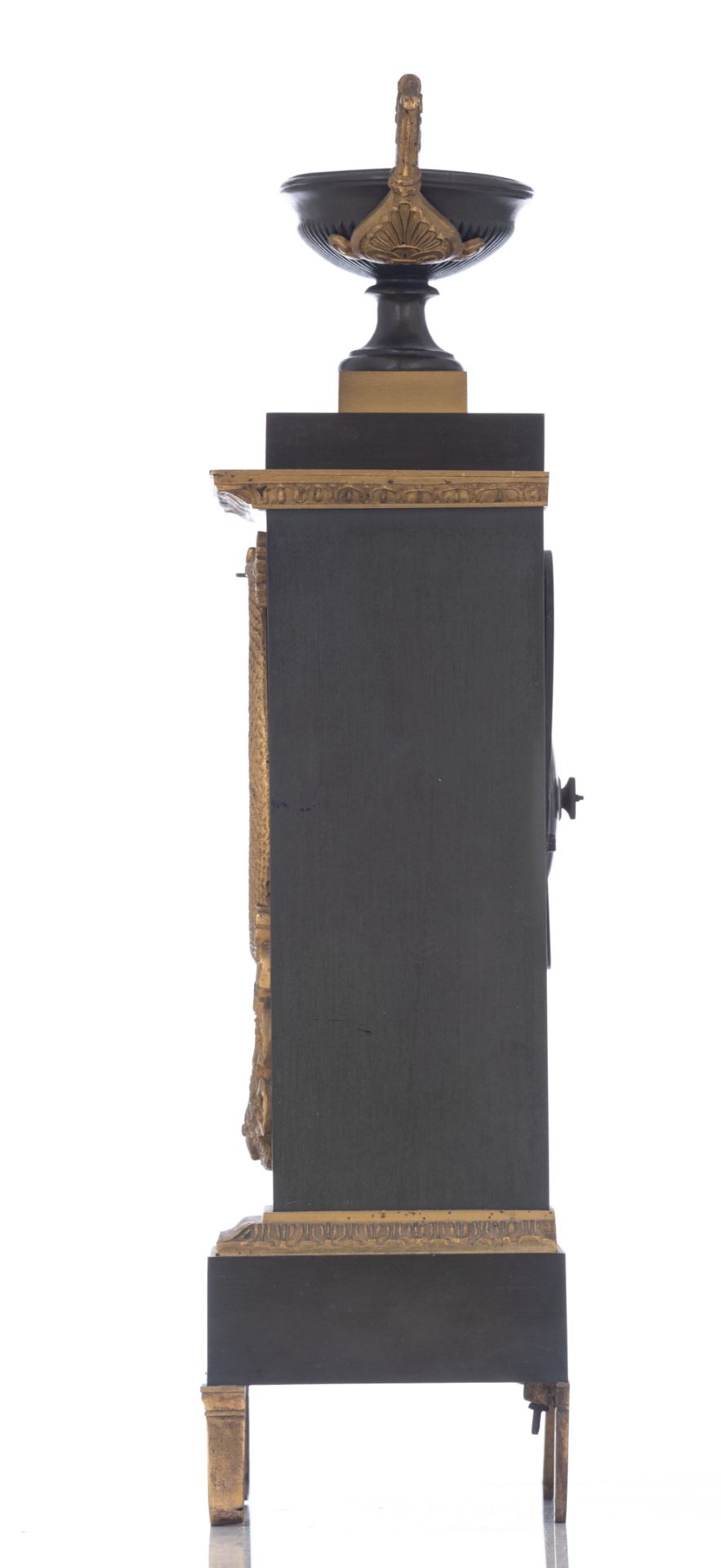 A fine Empire patinated and gilt bronze table clock, 'J.B. Hanset, Bruxelles', H 38 cm - Image 2 of 11