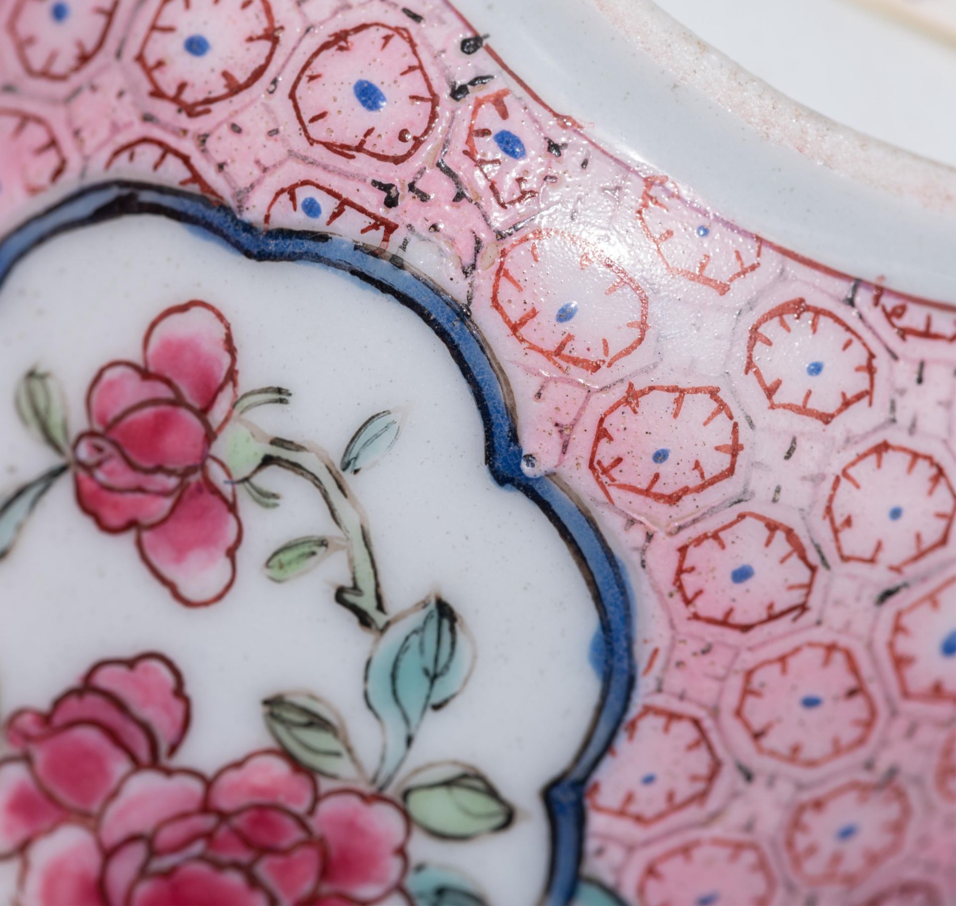 A set of Chinese famille rose 'peony' cup and saucer, Yongzheng period, ø 10,8 cm - Image 13 of 14