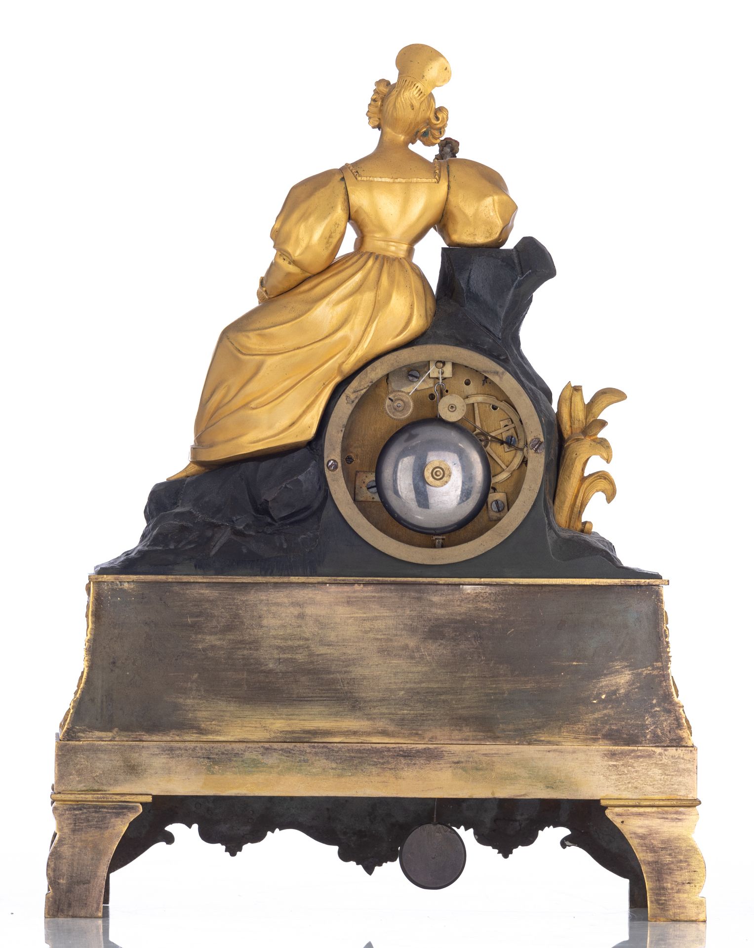 A gilt and patinated bronze Romanticism Louis-Philippe mantle clock, H 36 - W 27 cm - Image 3 of 11