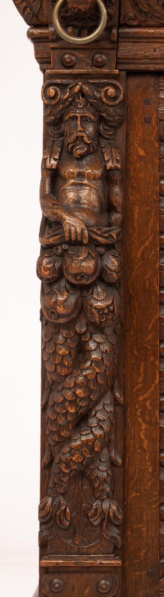 A Flemish cupboard 'bahut', 17thC and later, H 117,5 - W 181 - D 72,5 cm - Image 10 of 12