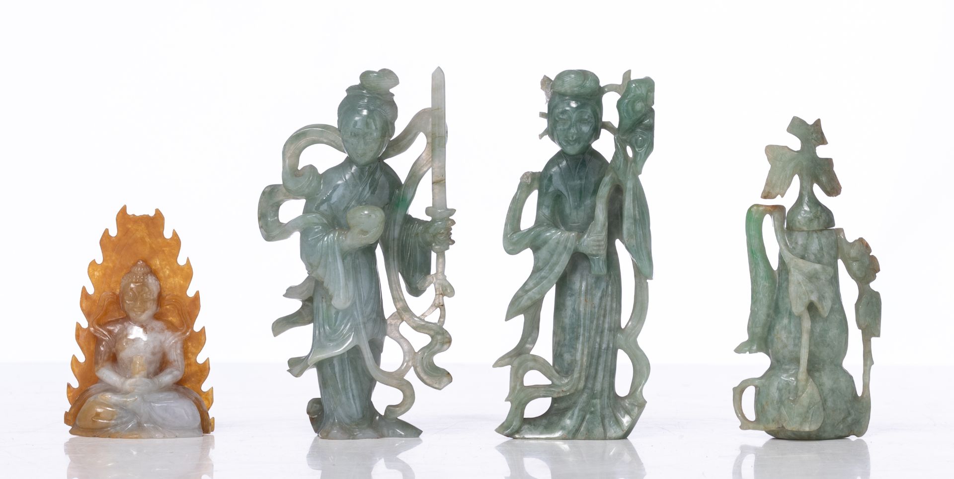 A collection of Chinese semi-precious stone figures, some late Qing,Tallest H 19,5 cm - Image 5 of 14