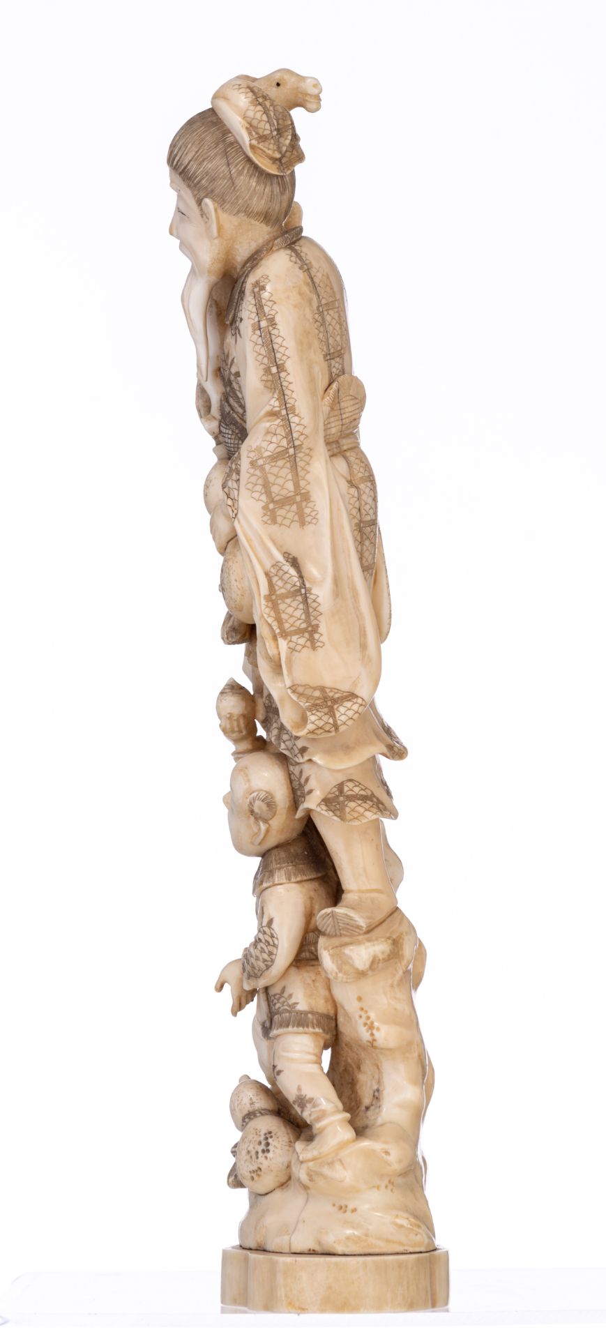 A Japanese Meiji- / Taishô-period ivory okimono, H 36,2 cm - weight c. 1.275 g. - Image 2 of 11