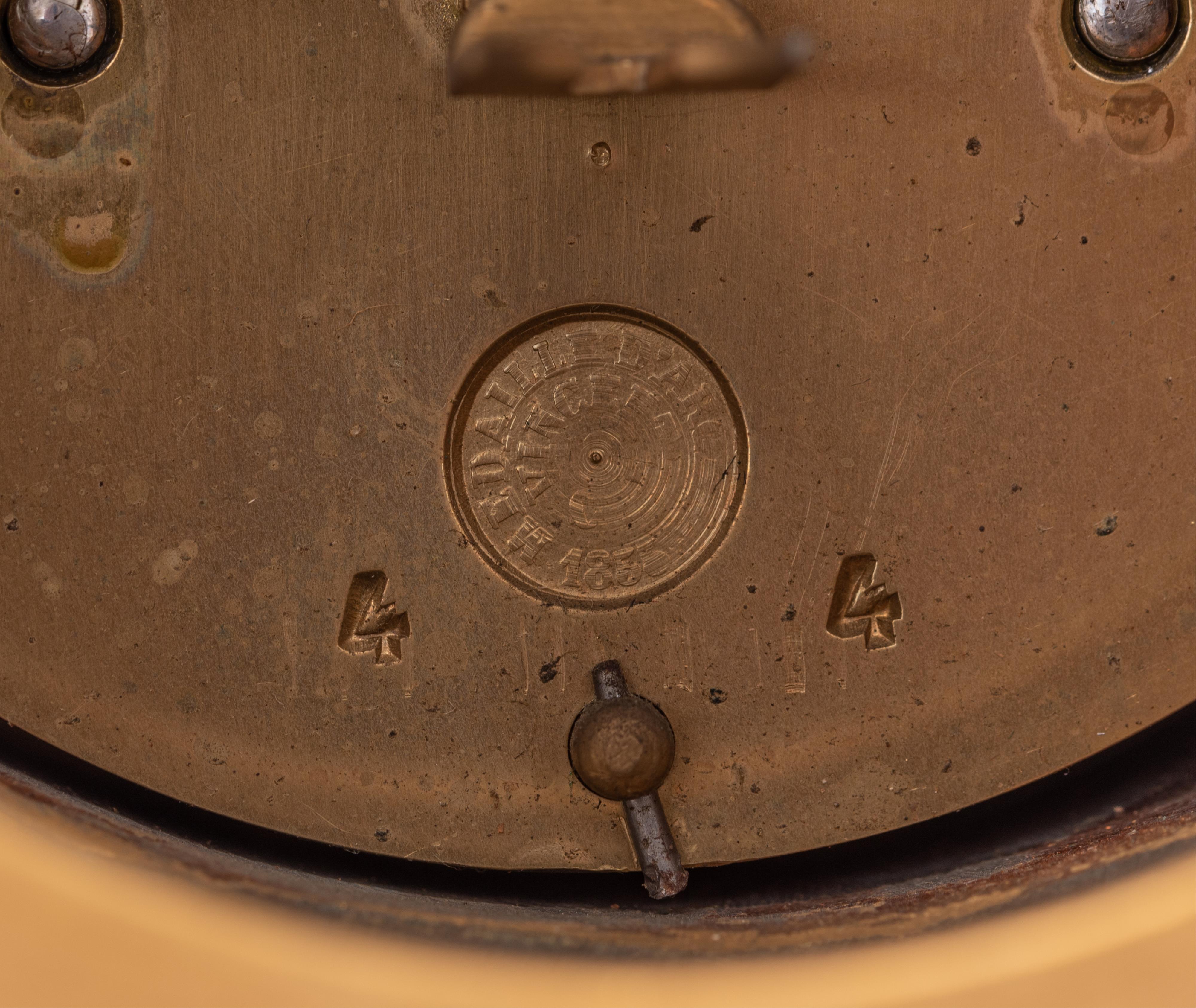 A Neoclassical mantle clock with Cupid's chariot, H 46 - W 37 cm - Image 7 of 7