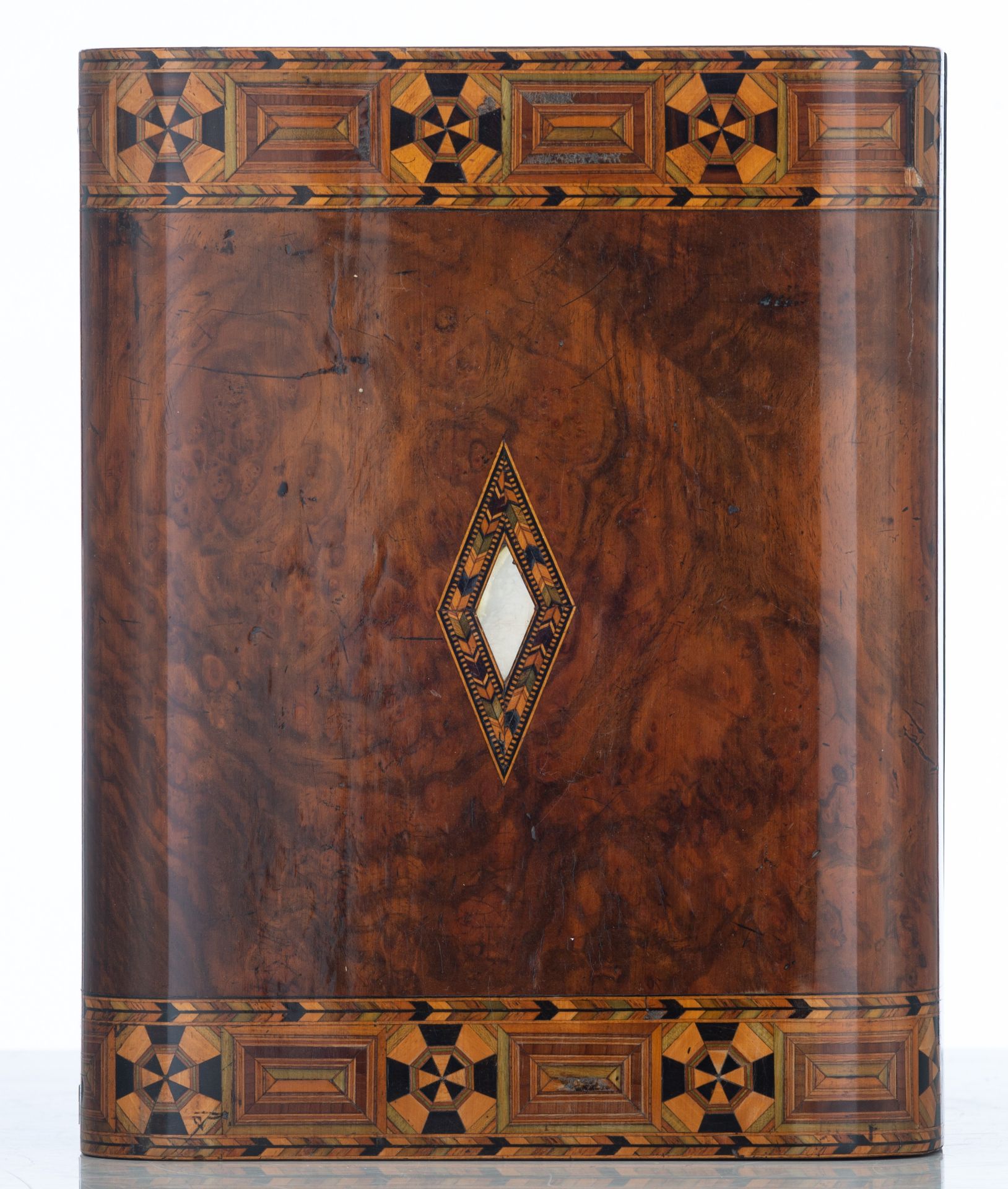 A fine marquetry decorated writing box 'Ecritoire', H 15,5 - W 30 - D 23,5 cm - Image 6 of 17