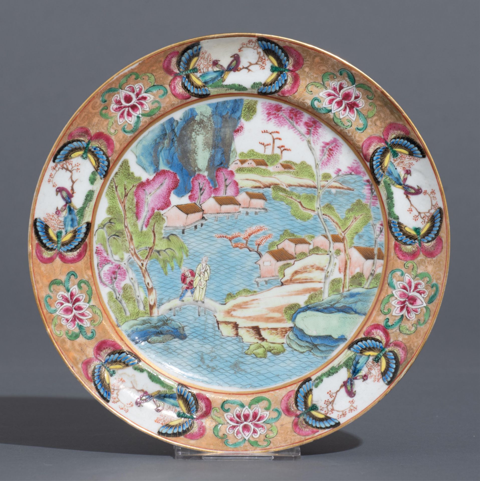 A collection of Chinese works of art, 19thC, ø plate 20 cm - Image 5 of 15