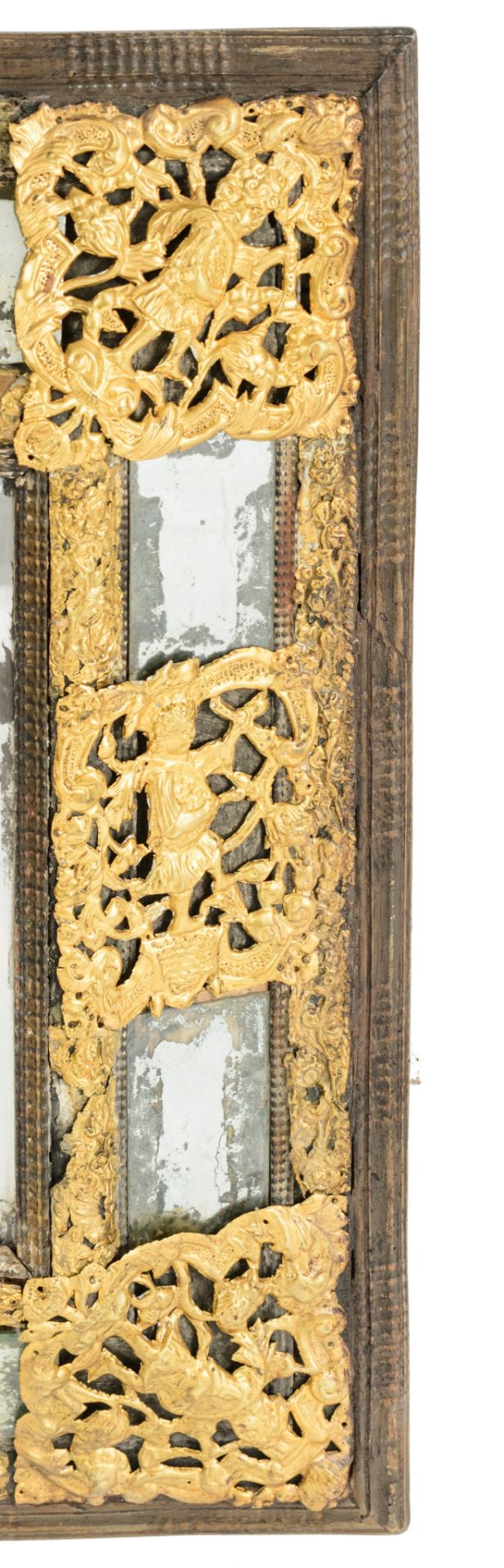 A Baroque wall mirror, with gilt and openworked brass fittings, 17th/18thC, 62 x 66 cm - Image 5 of 5