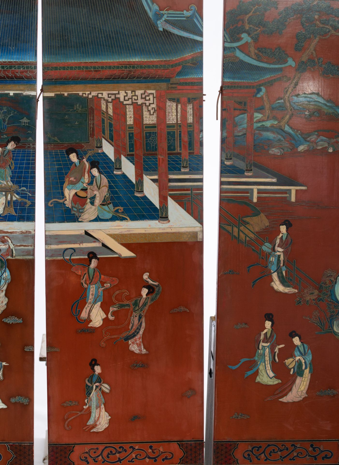 A Chinese six-fold lacquered chamber screen, late 19thC/20thC, Dimensions of one panel 183,3 x 40,5 - Image 5 of 7