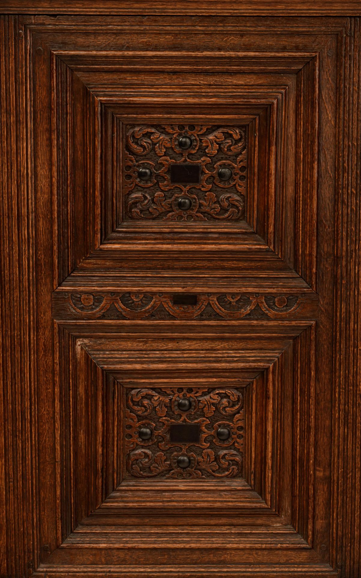 A Dutch-Zeelandic oak four-doors pillar cupboard, 17thC, H 210 - W 162 - D 61 cm - Image 8 of 9