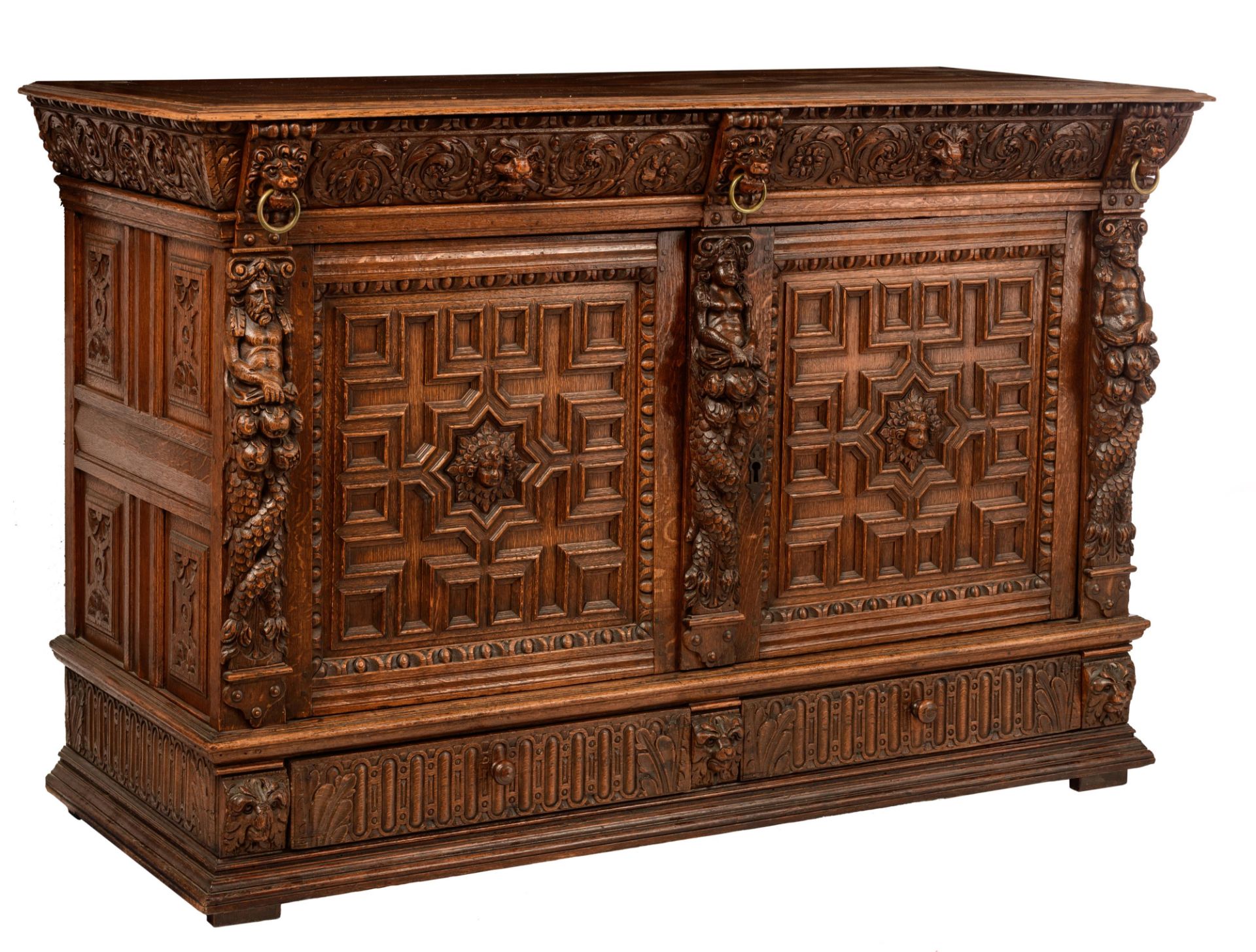 A Flemish cupboard 'bahut', 17thC and later, H 117,5 - W 181 - D 72,5 cm