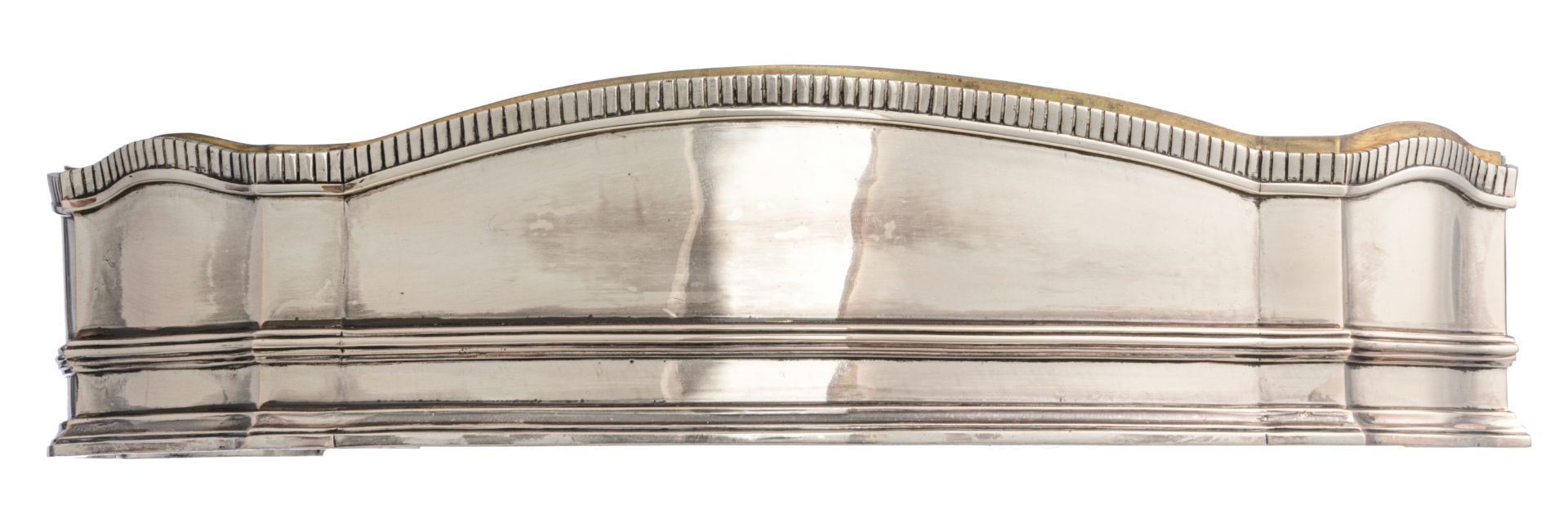 A Belgian silver centrepiece planter, W 40,5 cm - Weight silver c. 1.470 g. - Image 5 of 9