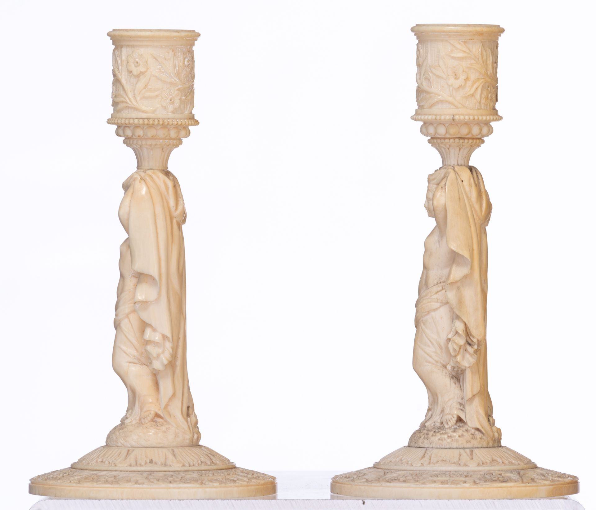 A pair of 19thC Dieppe or Paris ivory candlesticks and a ditto tazza, H 17,2 - 17,4 cm - Image 3 of 32