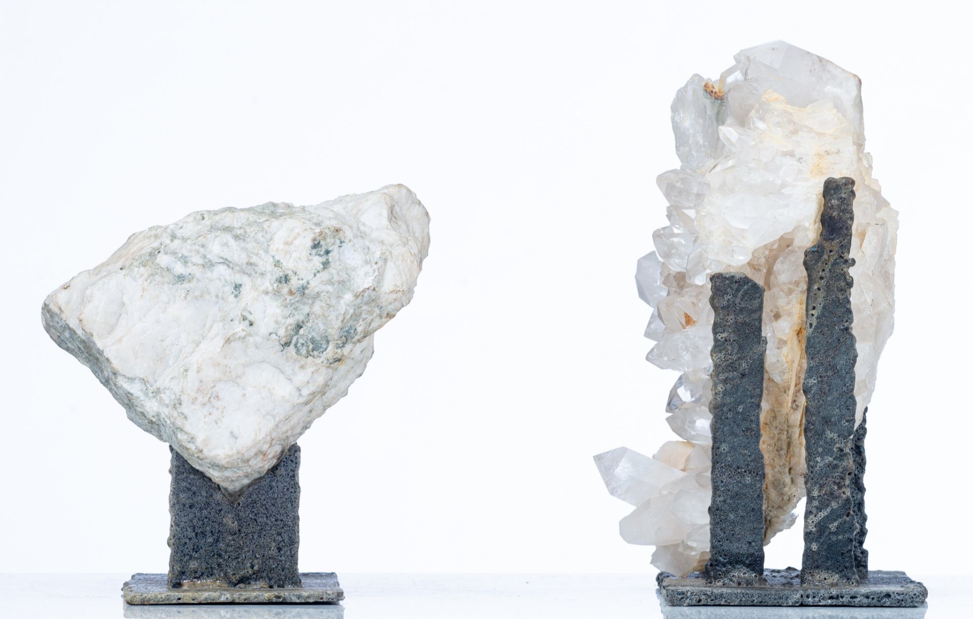 Two semi-precious stones presented on a metal base by Pia Manu, H 25,5 - 34 cm - Image 3 of 5