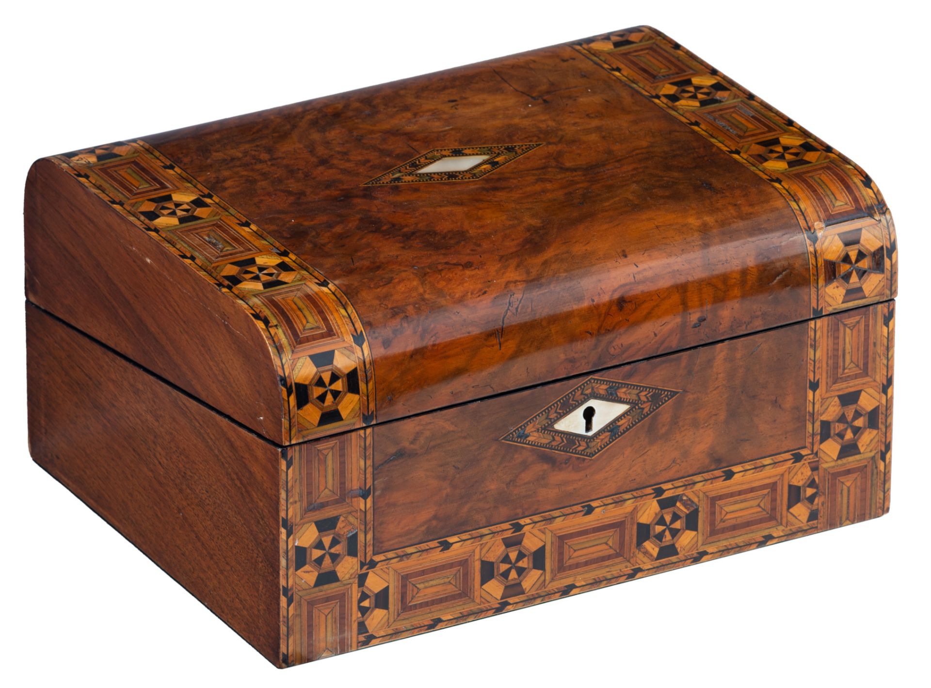 A fine marquetry decorated writing box 'Ecritoire', H 15,5 - W 30 - D 23,5 cm