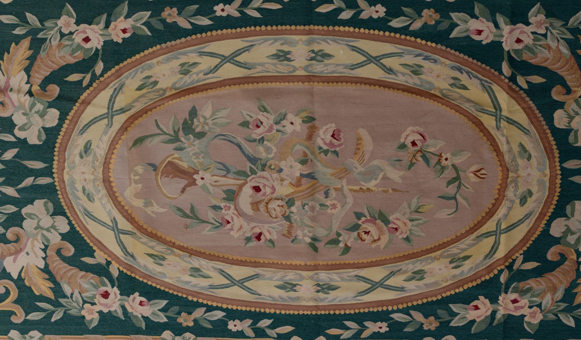 A large Aubusson rug, 553 x 370 cm - Image 6 of 9
