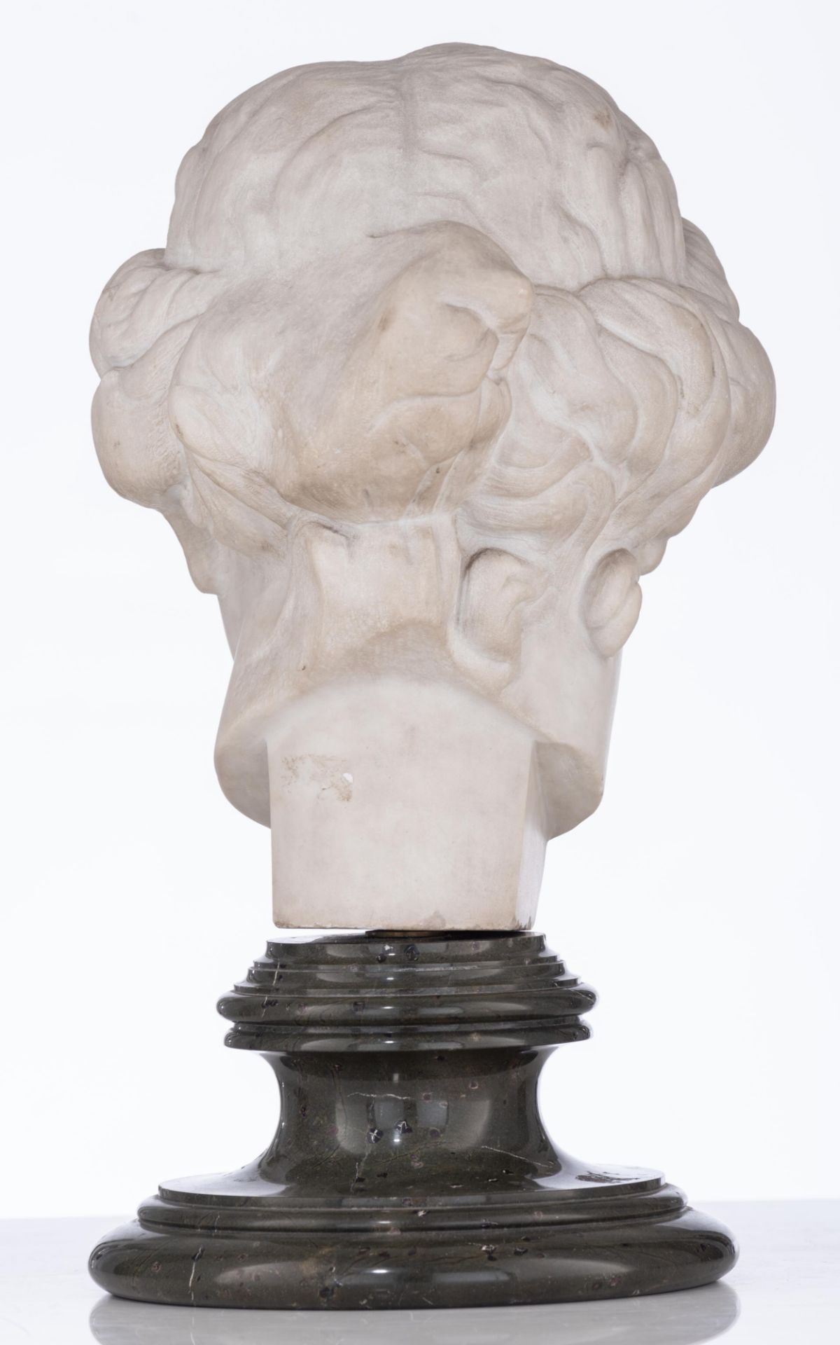 Bust of Venus, Carrara marble, H 45,5 cm - Image 4 of 6