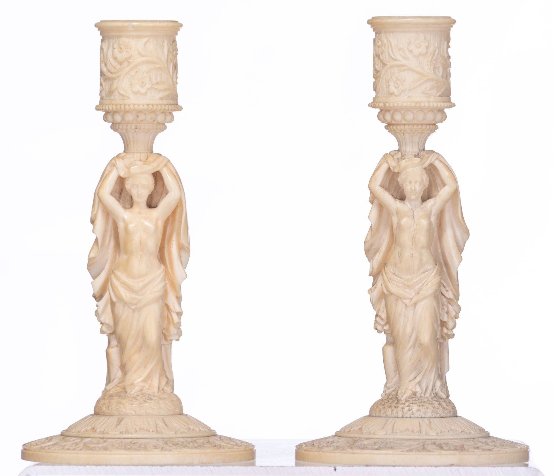 A pair of 19thC Dieppe or Paris ivory candlesticks and a ditto tazza, H 17,2 - 17,4 cm - Image 2 of 32