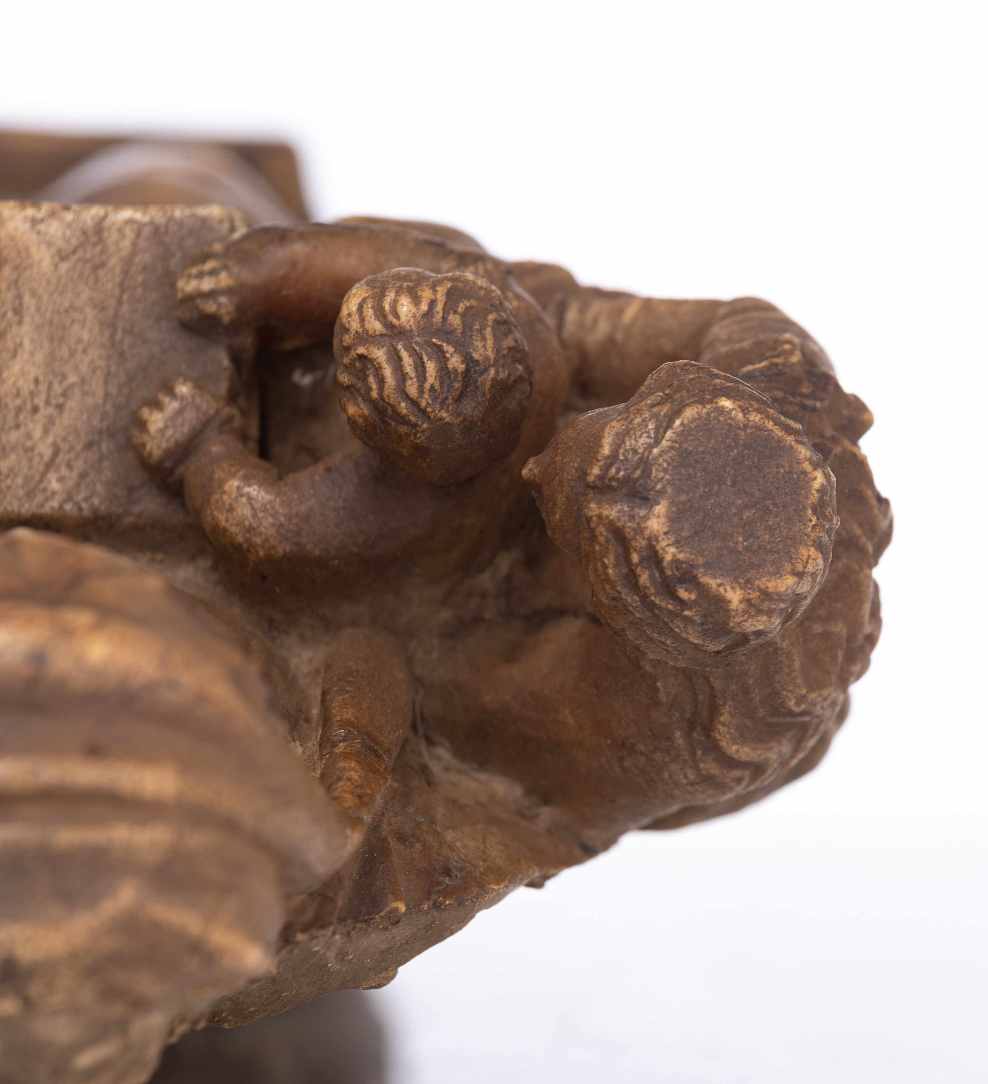 An alabaster Saint Anne with the Virgin and Child, 16thC, the Southern Netherlands, H 42 cm - Bild 4 aus 11