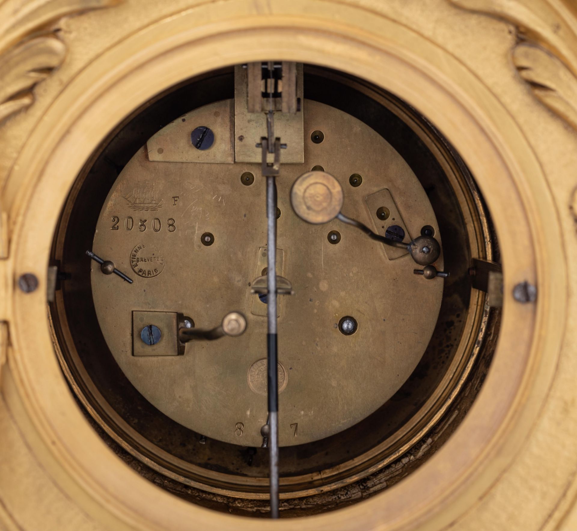 A fine Rococo style gilt bronze cartel clock, H 61 cm - Image 6 of 10