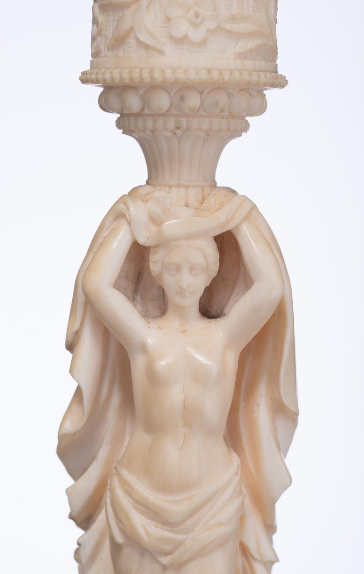 A pair of 19thC Dieppe or Paris ivory candlesticks and a ditto tazza, H 17,2 - 17,4 cm - Image 8 of 32