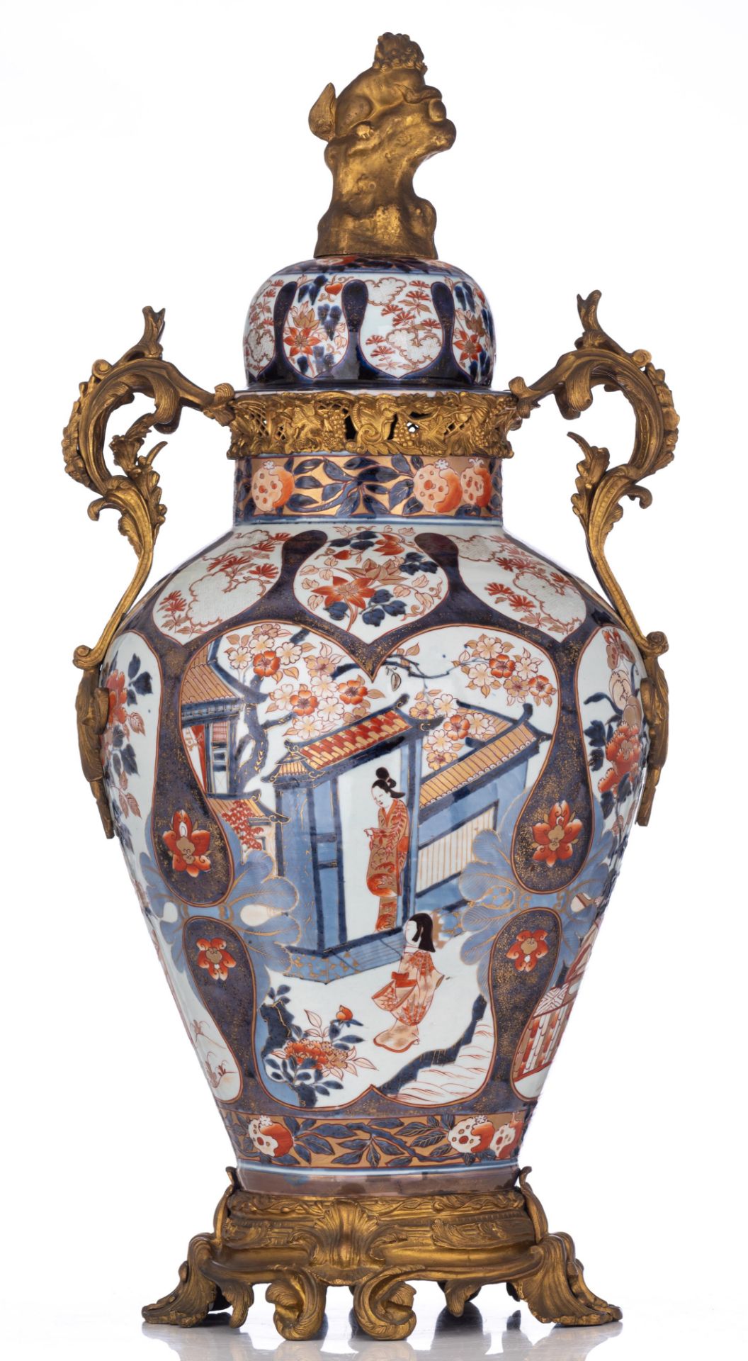 An imposing Japanese Imari cover vase, with gilt bronze mounts, late 18thC, H 109,8 cm - Image 4 of 21