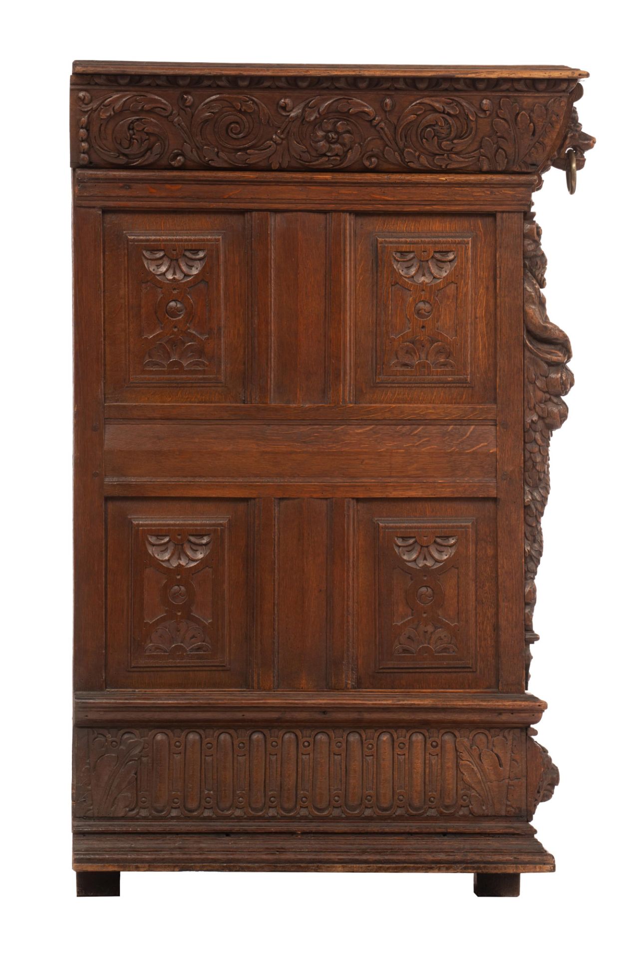 A Flemish cupboard 'bahut', 17thC and later, H 117,5 - W 181 - D 72,5 cm - Image 4 of 12