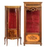 Two Neoclassical display cabinets, H 157 - 172 - W 68 -72 - D 35,5 - 36 cm