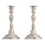 A pair of silver Rococo period candlesticks, Mons hallmarked, dated (17)60, H 23,4 cm - weight c. 77