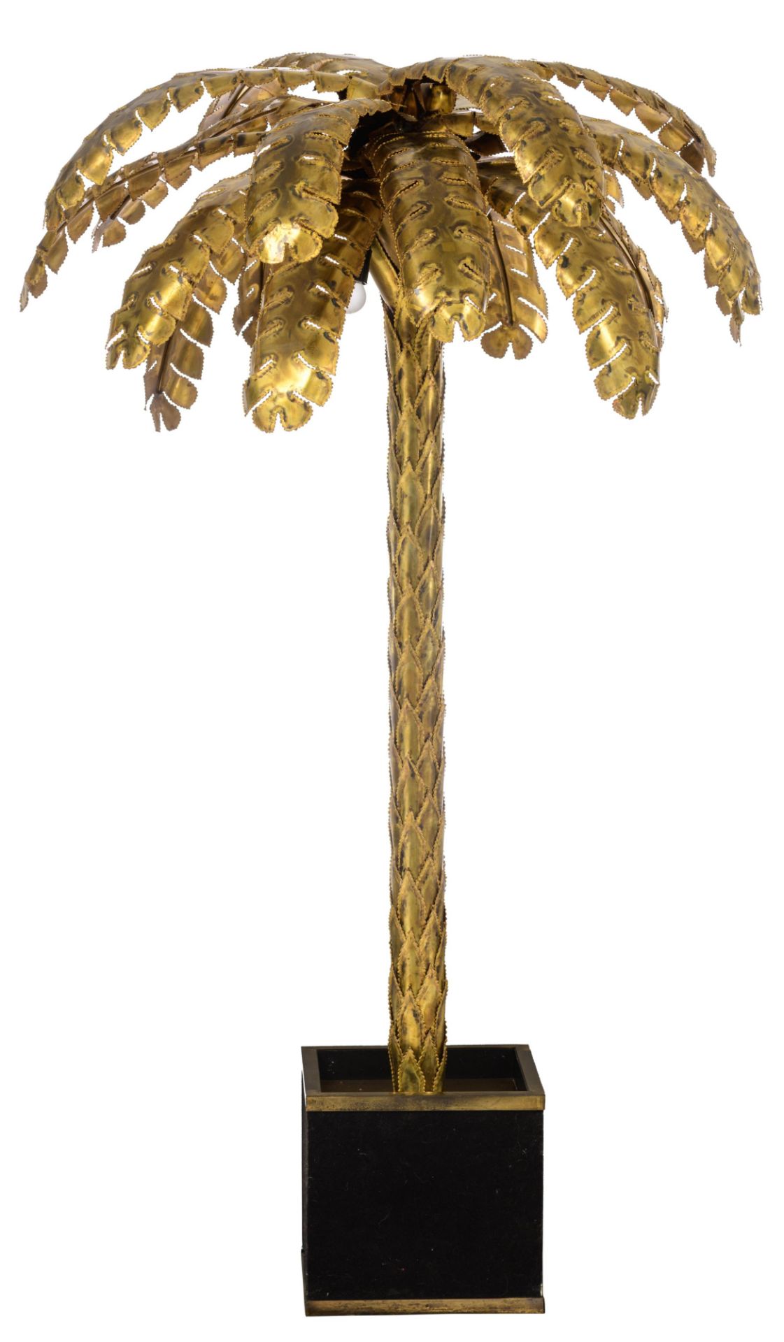 A vintage brass '70s design palm tree lamp by Maison Jansen, Paris, H 162 cm