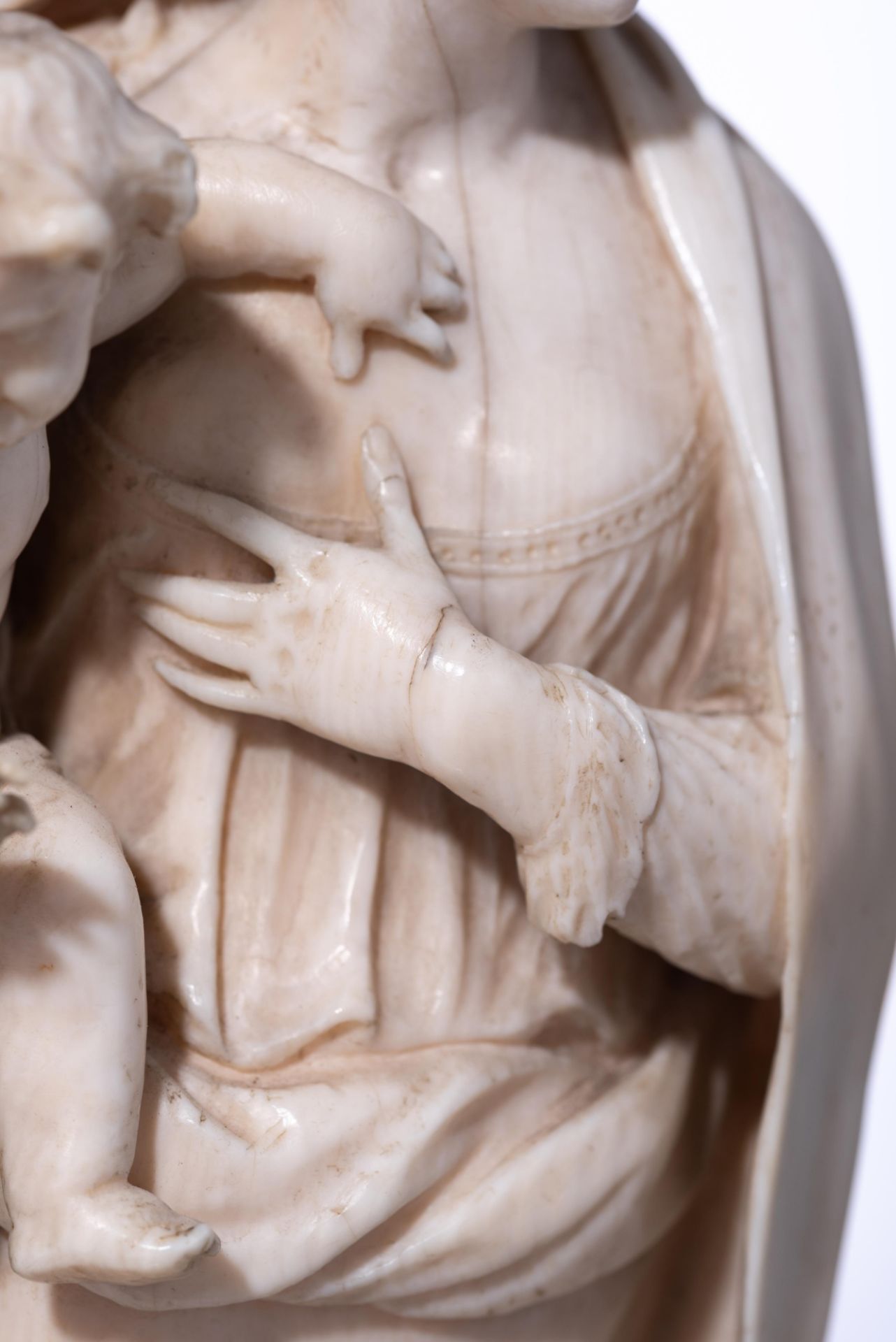 An exceptional Flemish Baroque ivory Madonna on the crescent moon, 17th/18thC, H 36 cm - Image 14 of 34